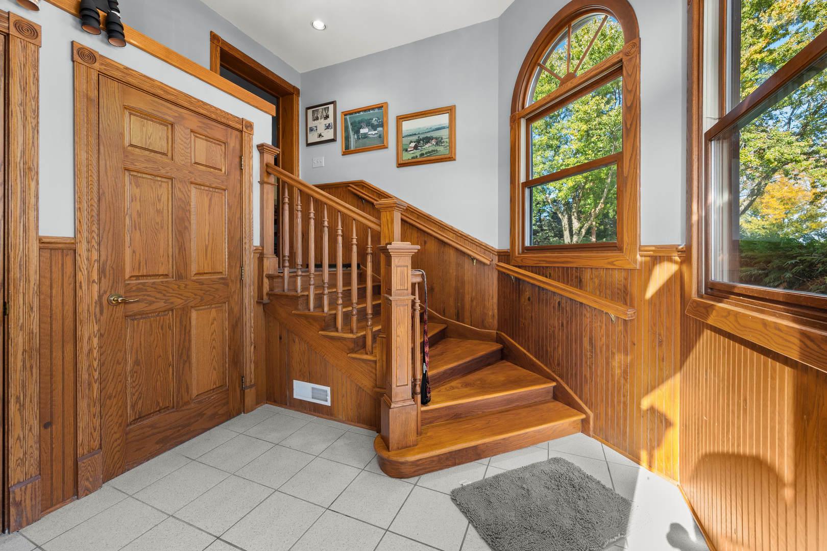 Sycamore, Illinois, 60178, United States, 4 Bedrooms Bedrooms, ,5 BathroomsBathrooms,Residential,For Sale,2001773