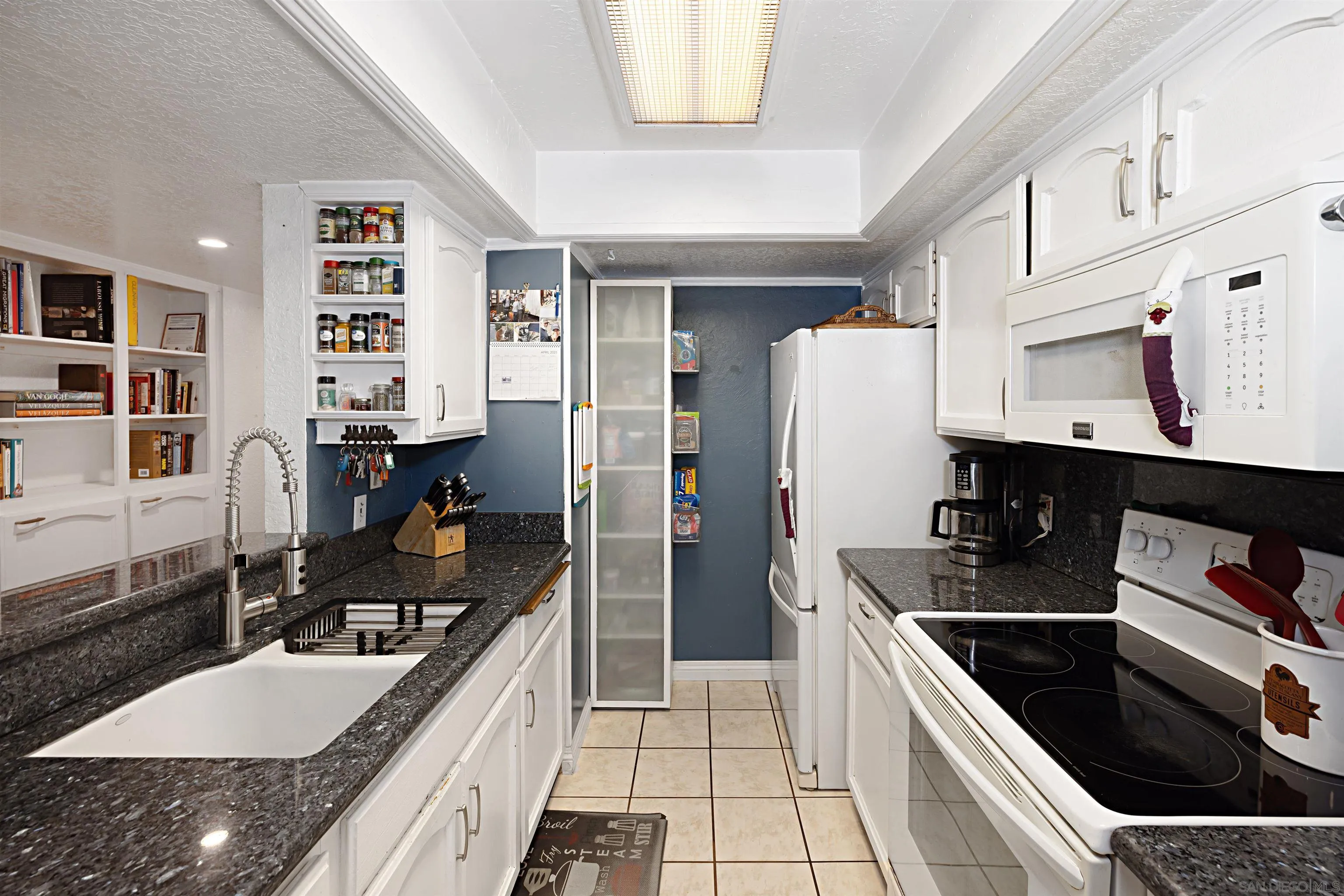 San Diego, California, 92104, United States, 2 Bedrooms Bedrooms, ,2 BathroomsBathrooms,Residential,For Sale,1917788