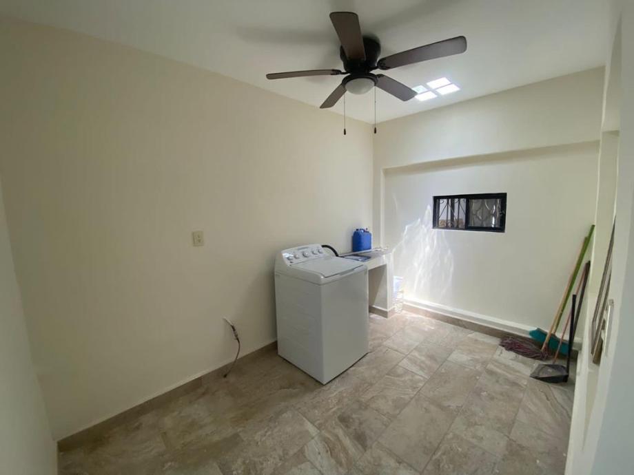 AV JUAN TERRAZAS, Torreón, Coahuila de Zaragoza, 27148, Mexico, 4 Bedrooms Bedrooms, ,4 BathroomsBathrooms,Residential,For Sale,AV JUAN TERRAZAS,1417053