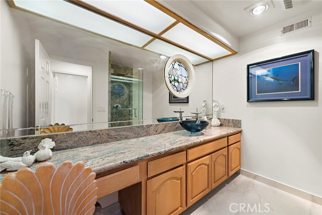 San Clemente, California, 92672, United States, 5 Bedrooms Bedrooms, ,5 BathroomsBathrooms,Residential,For Sale,1825171