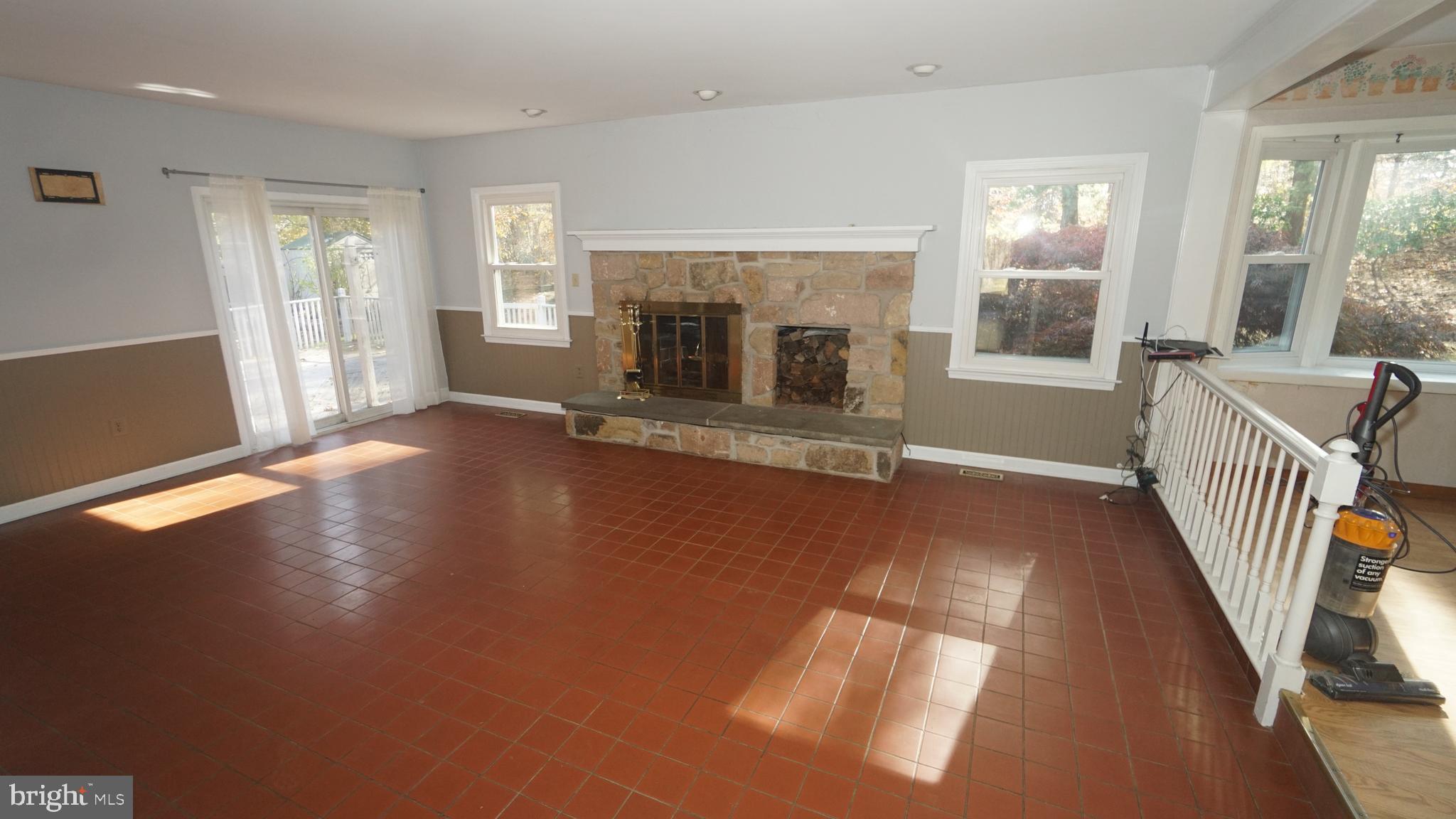 YARDLEY, Pennsylvania, 19067, United States, 4 Bedrooms Bedrooms, ,3 BathroomsBathrooms,Residential,For Sale,1988556