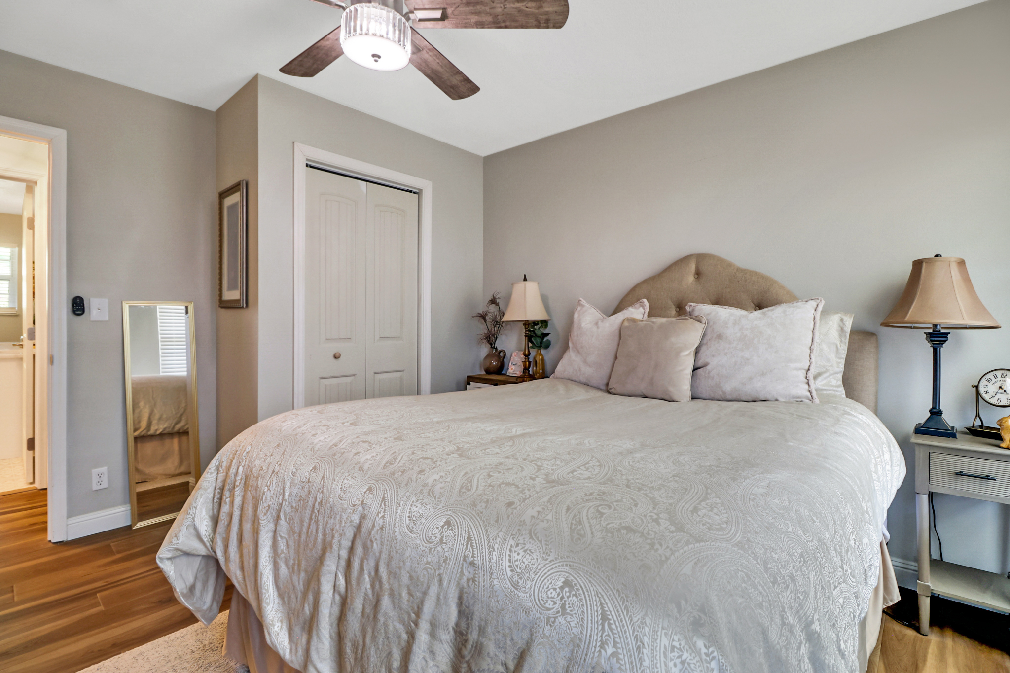 Rockwood, Tennessee, 37854, United States, 4 Bedrooms Bedrooms, ,3 BathroomsBathrooms,Residential,For Sale,2011403