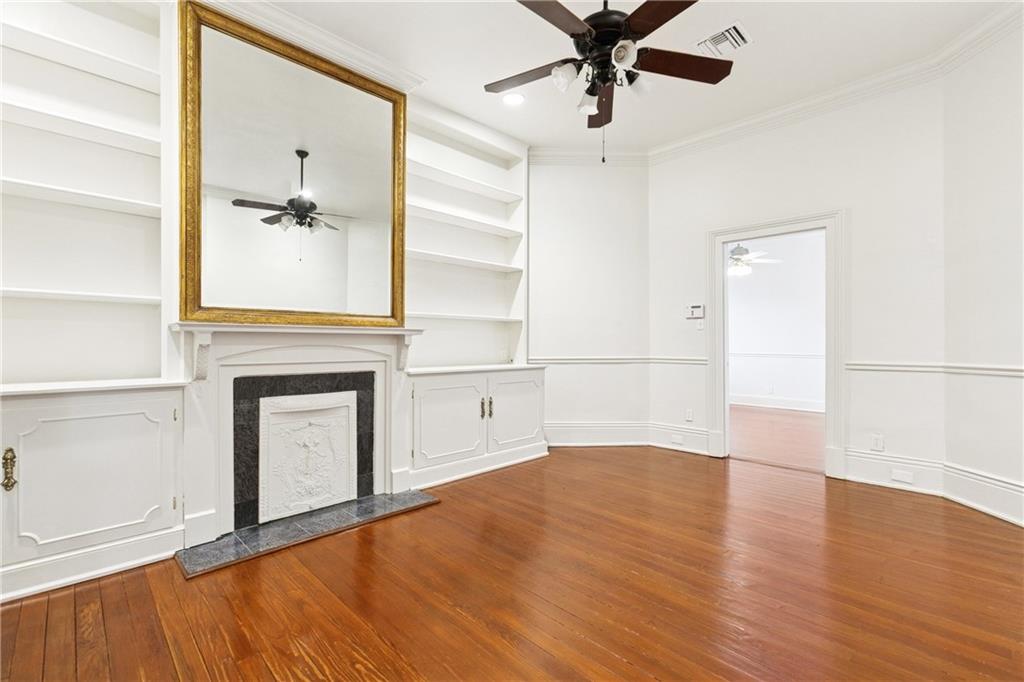 New Orleans, Louisiana, 70115, United States, 3 Bedrooms Bedrooms, ,5 BathroomsBathrooms,Residential,For Sale,2001784