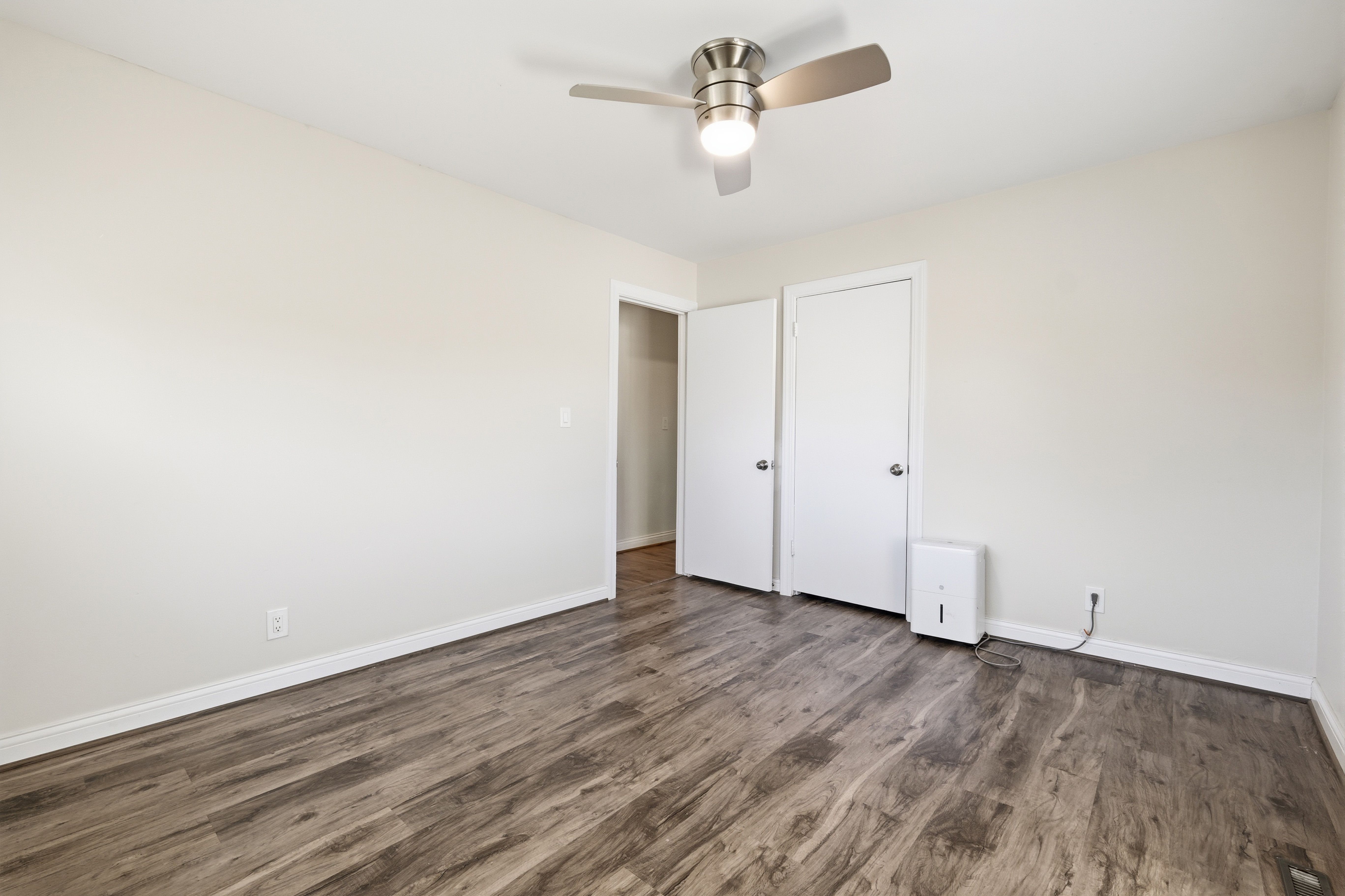  1716 Brentmoor Lane, Louisville, KY 40223 - 物件實景