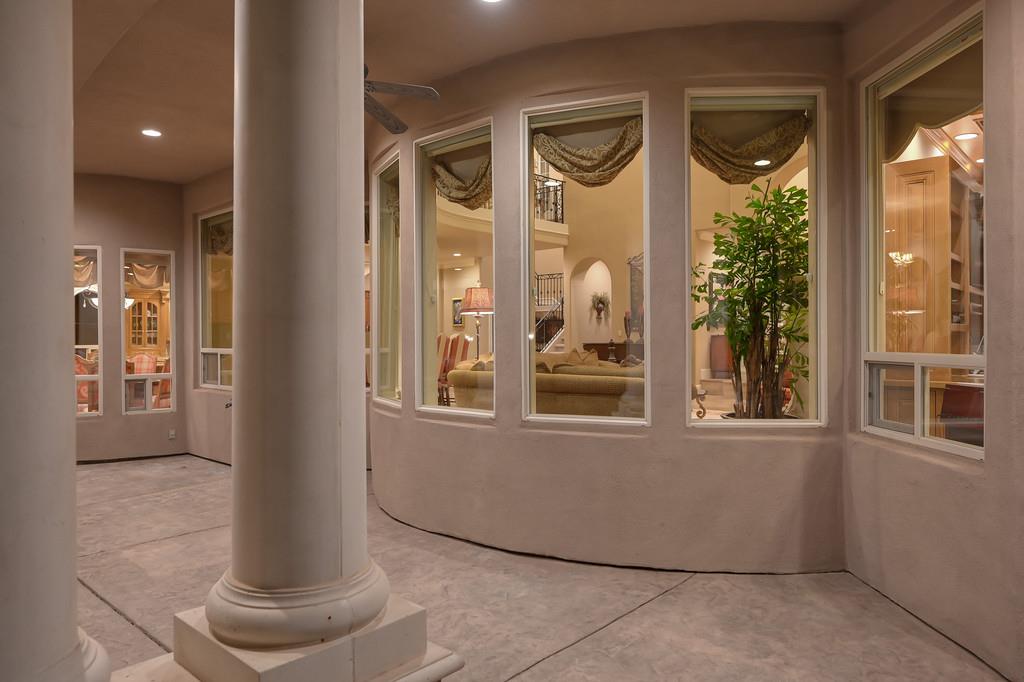 El Dorado Hills, California, 95762, United States, 4 Bedrooms Bedrooms, ,6 BathroomsBathrooms,Residential,For Sale,1958434