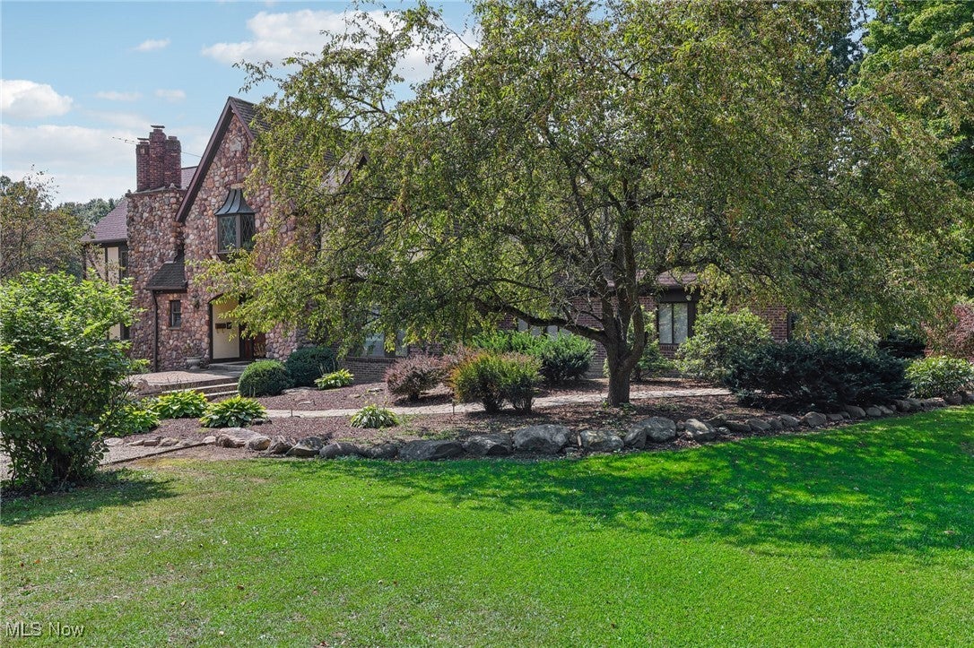 Orwell, Ohio, 44076, United States, 4 Bedrooms Bedrooms, ,6 BathroomsBathrooms,Residential,For Sale,1975661