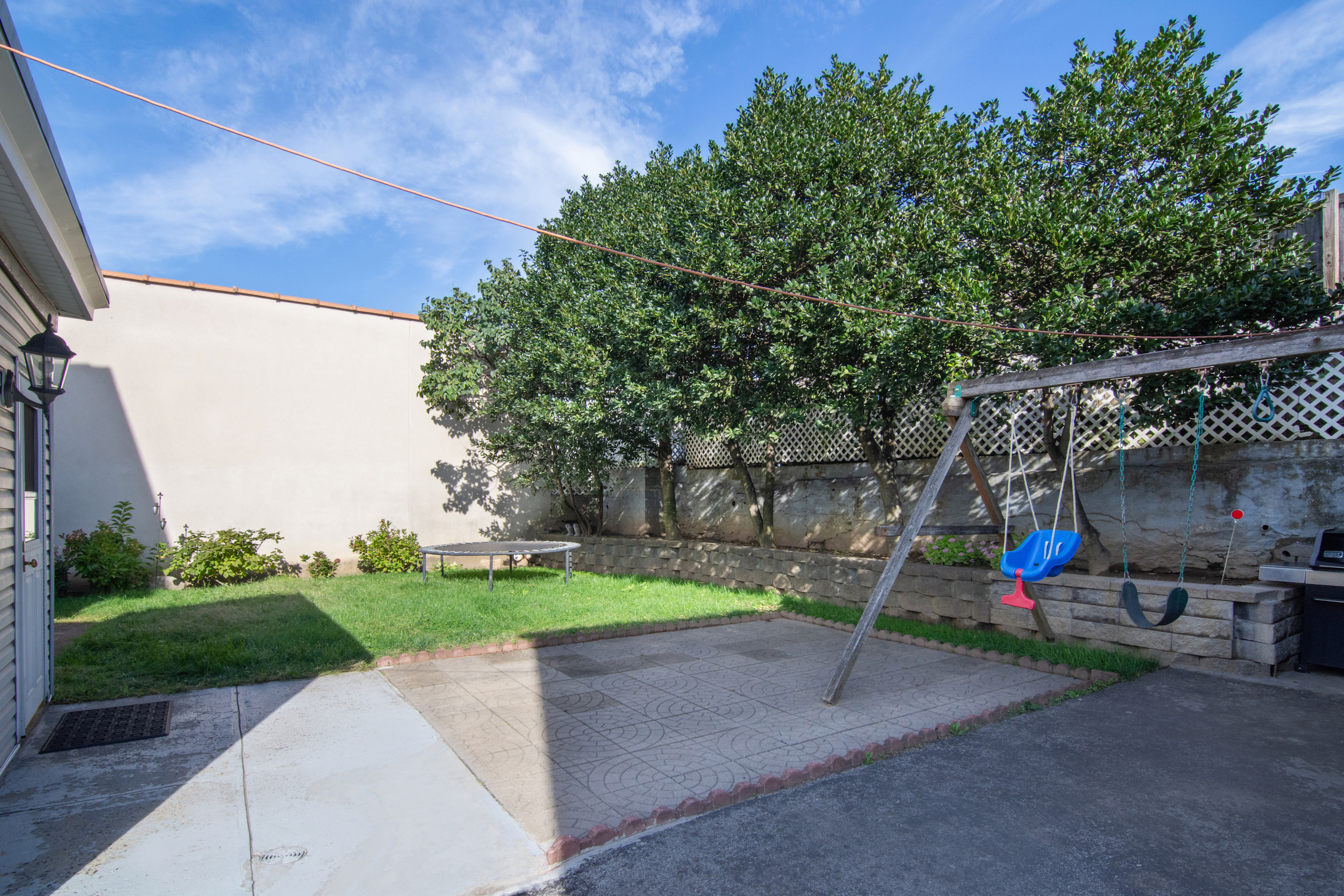  319 N Macquesten Parkway - 物件實景