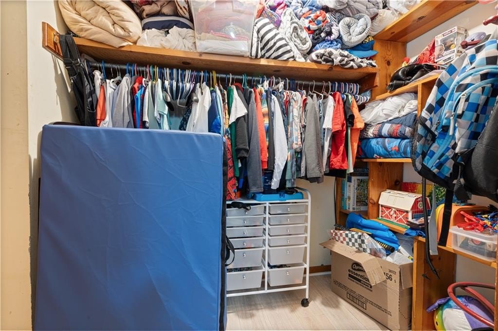 Siloam Springs, Arkansas, 72761, United States, 3 Bedrooms Bedrooms, ,4 BathroomsBathrooms,Residential,For Sale,1981853