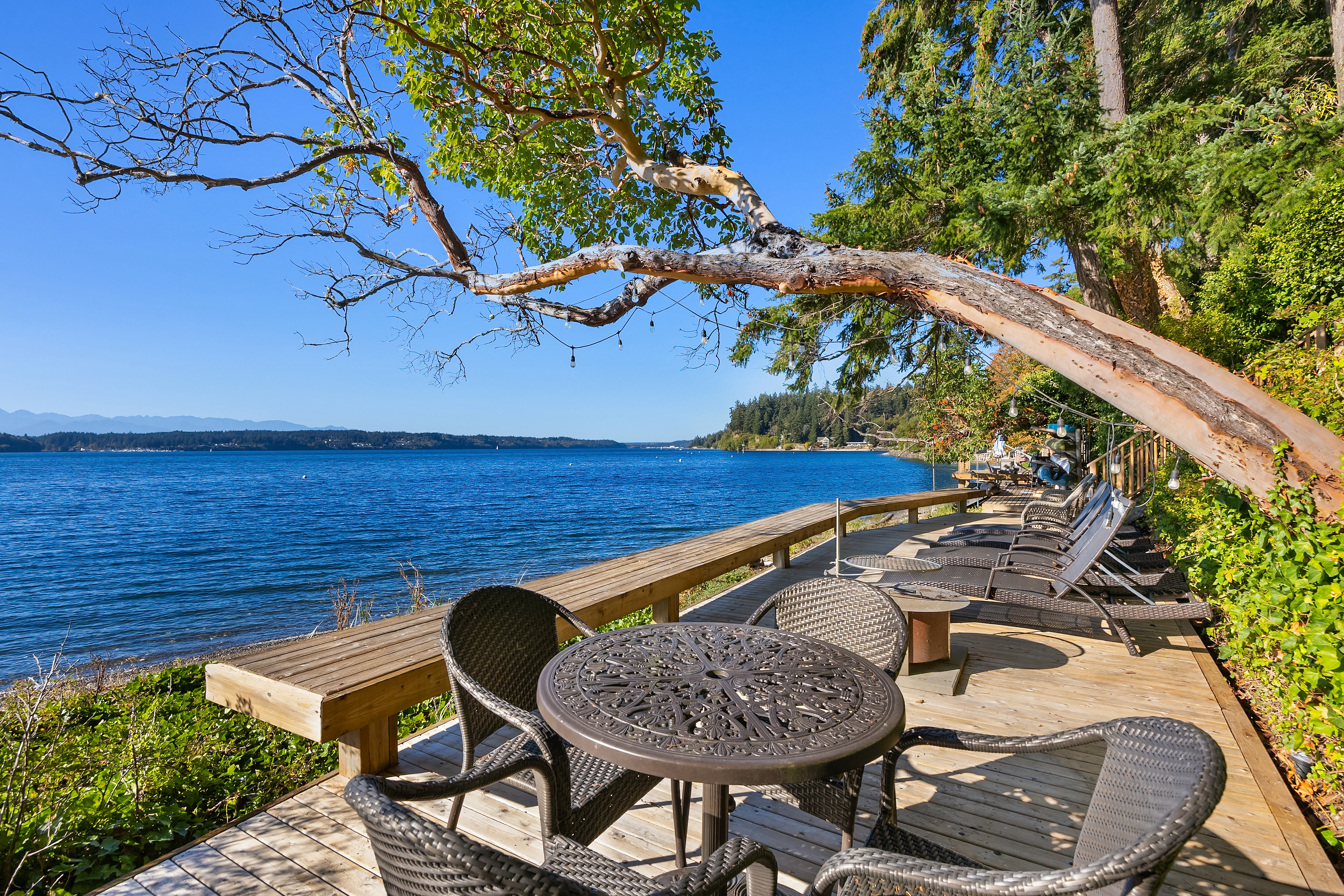  8405 Hansen Road Northeast, Bainbridge Island, WA 98110 - 物件實景