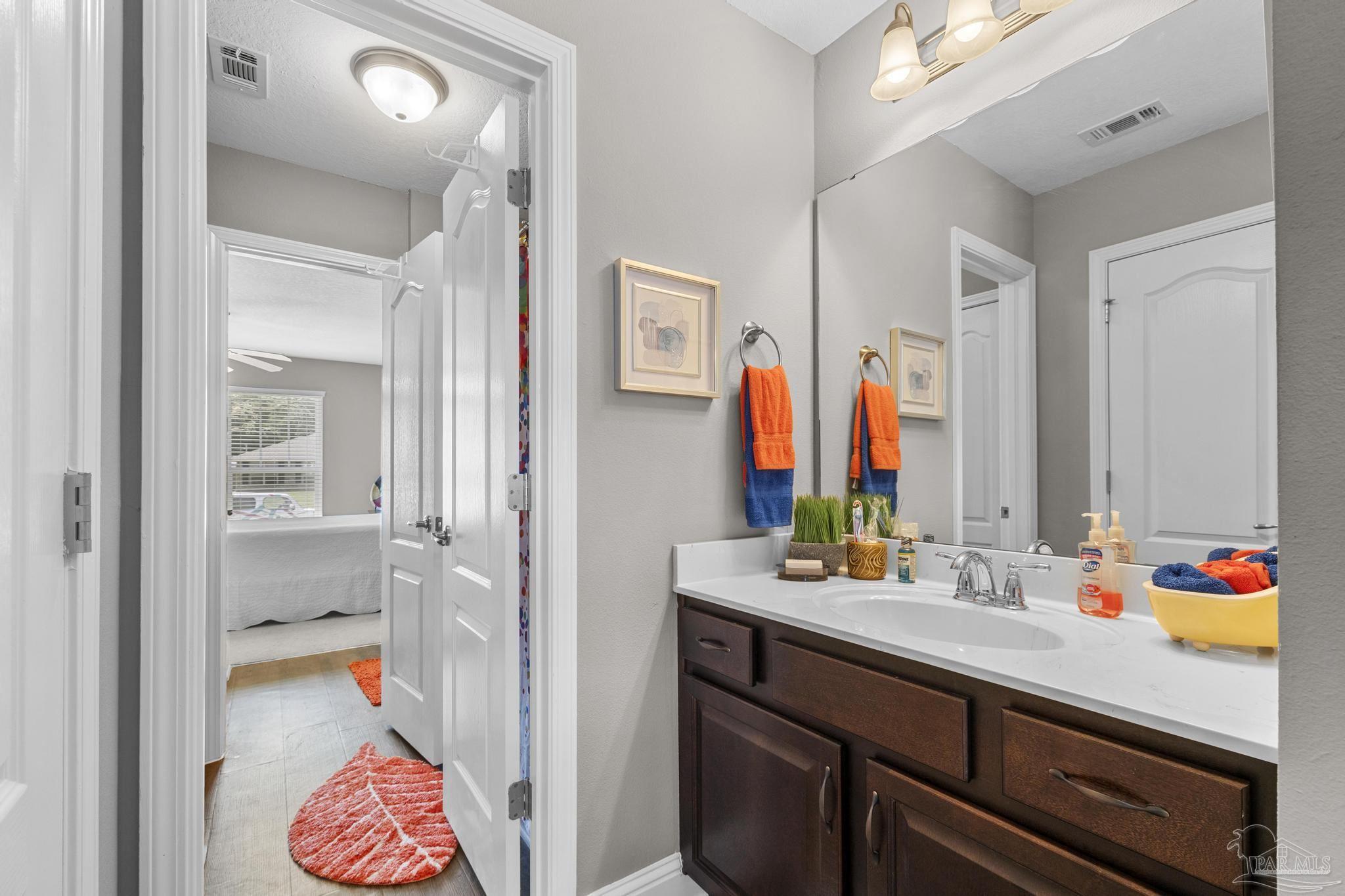 Navarre, Florida, 32566, United States, 4 Bedrooms Bedrooms, ,3 BathroomsBathrooms,Residential,For Sale,1924675