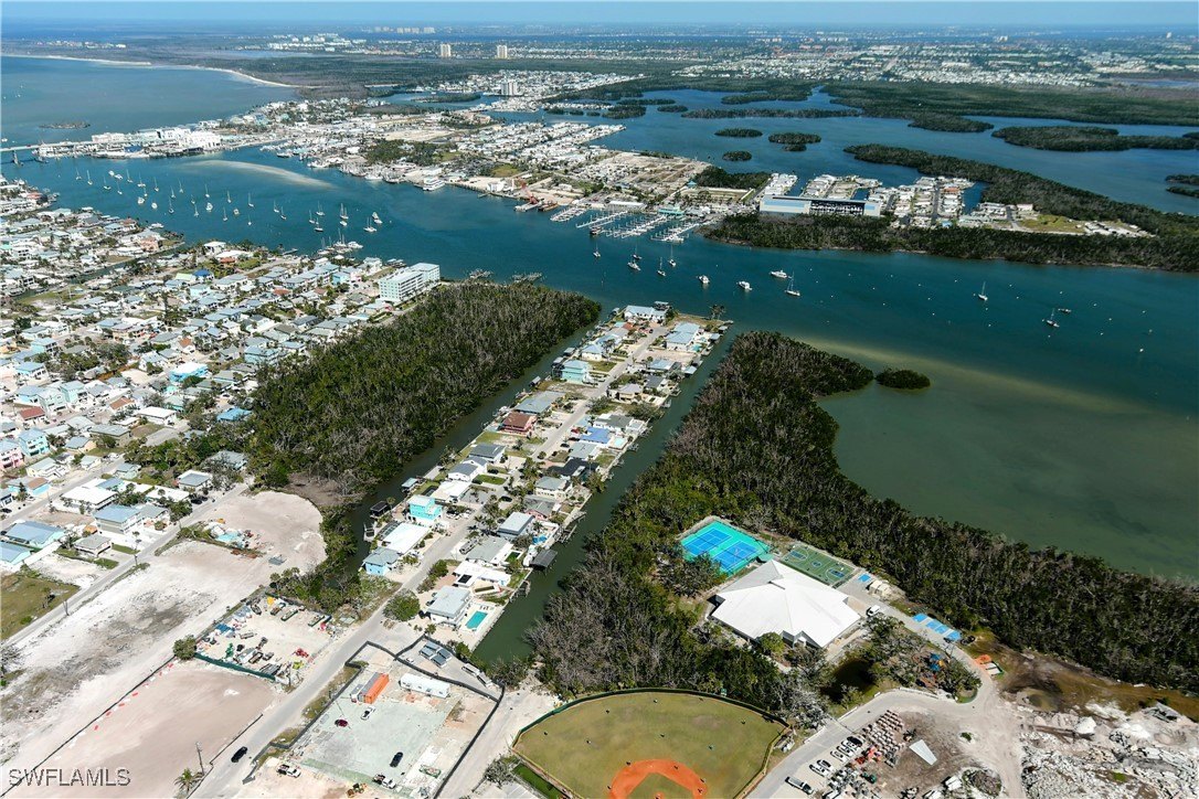 Fort Myers Beach, Florida, 33931, United States, 4 Bedrooms Bedrooms, ,4 BathroomsBathrooms,Residential,For Sale,1899950