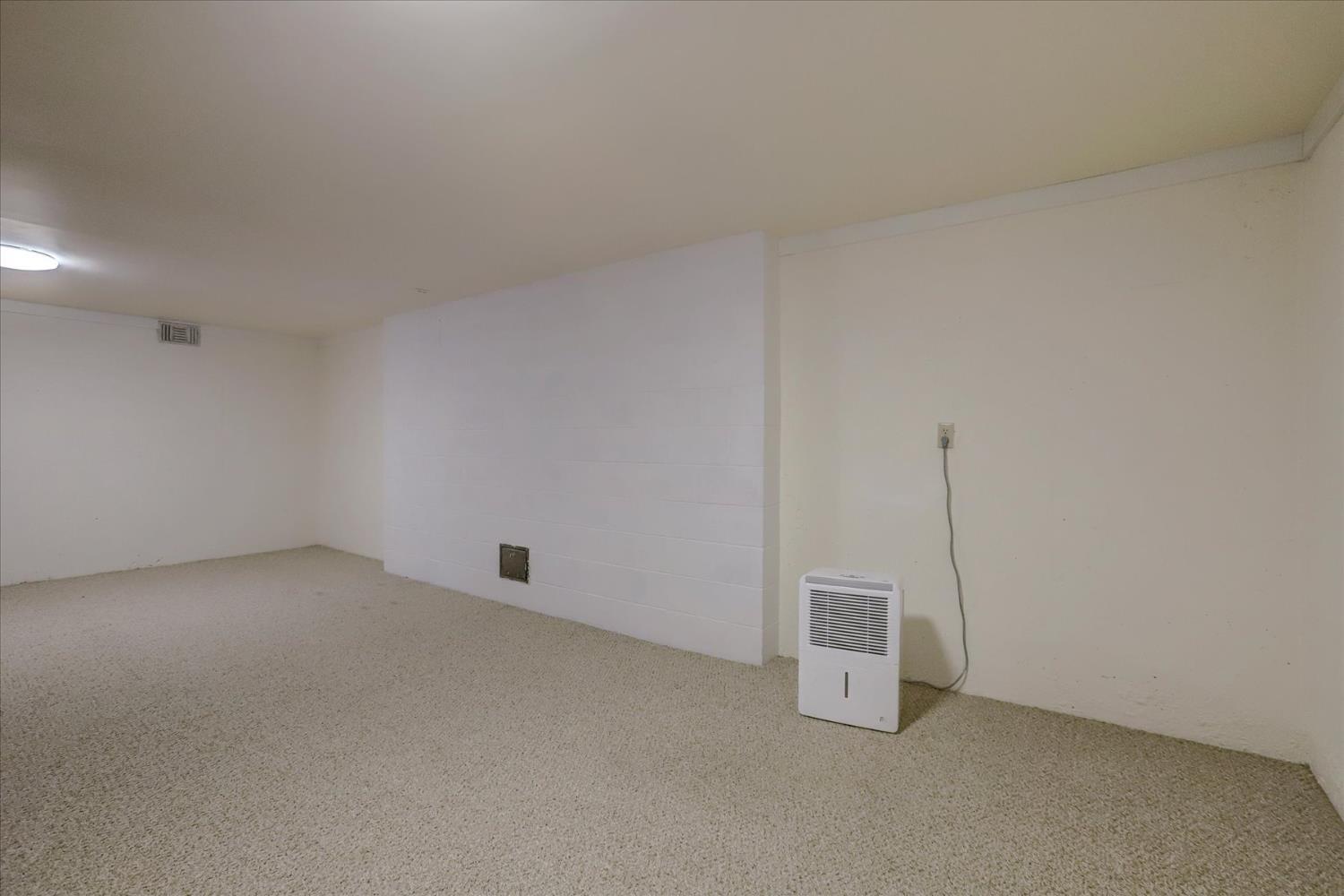 Grass Valley, California, 95949, United States, 3 Bedrooms Bedrooms, ,3 BathroomsBathrooms,Residential,For Sale,1856649