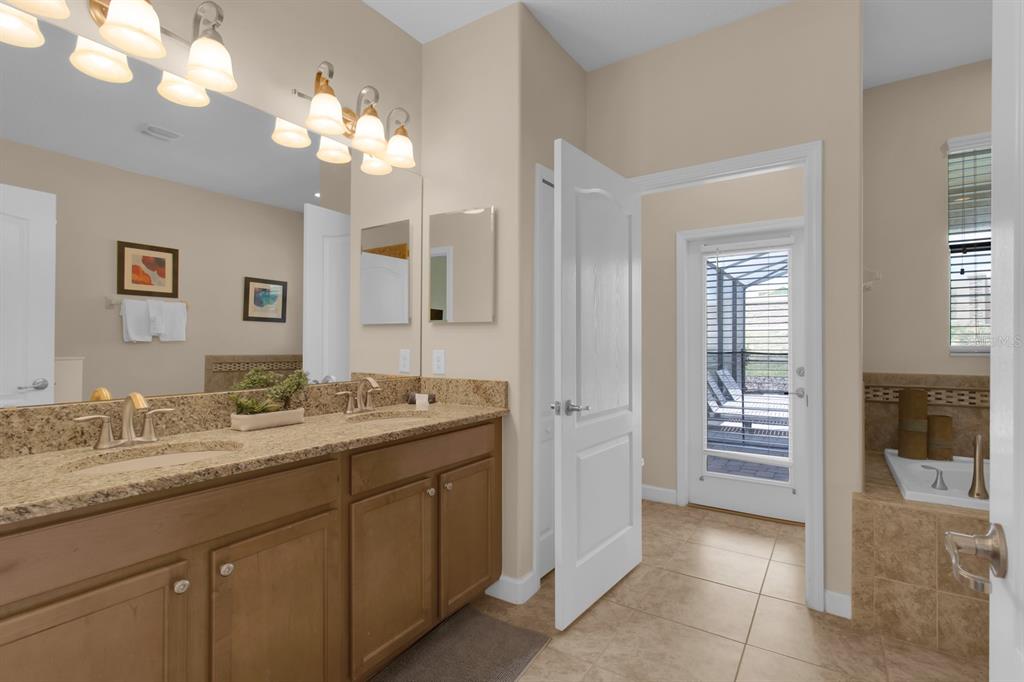 Davenport, Florida, 33896, United States, 8 Bedrooms Bedrooms, ,5 BathroomsBathrooms,Residential,For Sale,1827477