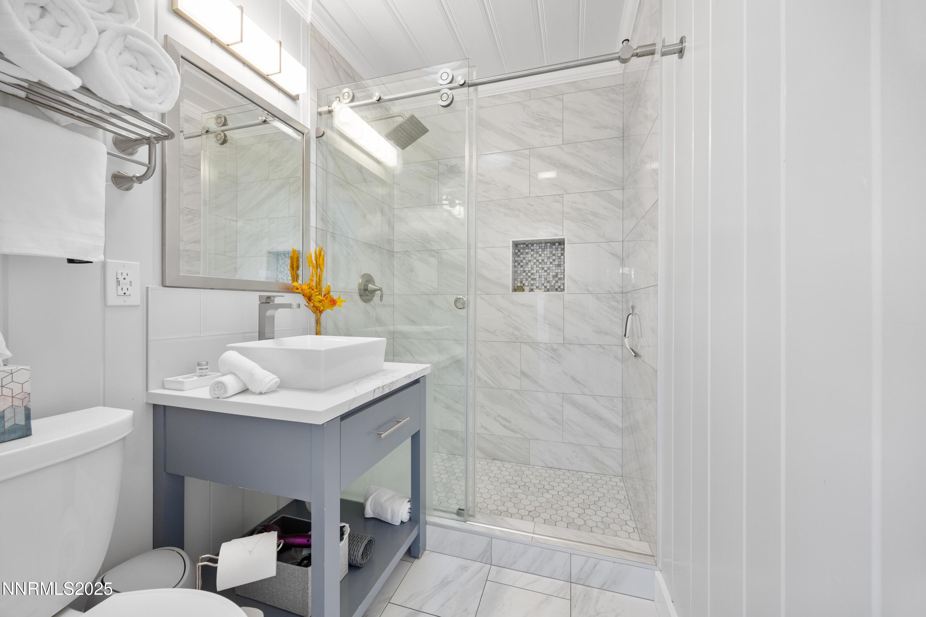 Sparks, Nevada, 89431, United States, 5 Bedrooms Bedrooms, ,2 BathroomsBathrooms,Residential,For Sale,1967760