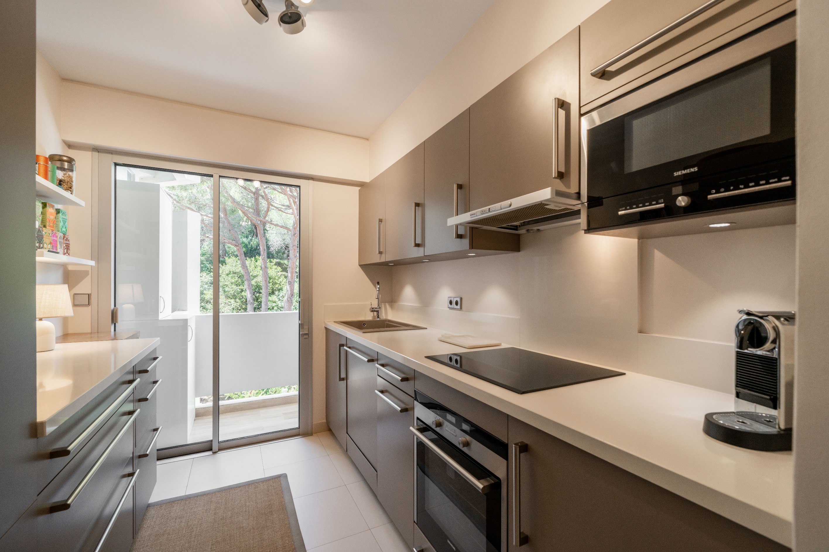  Panoramic Mediterranean views from a 150 sq m apartment near Cannes - 物件實景