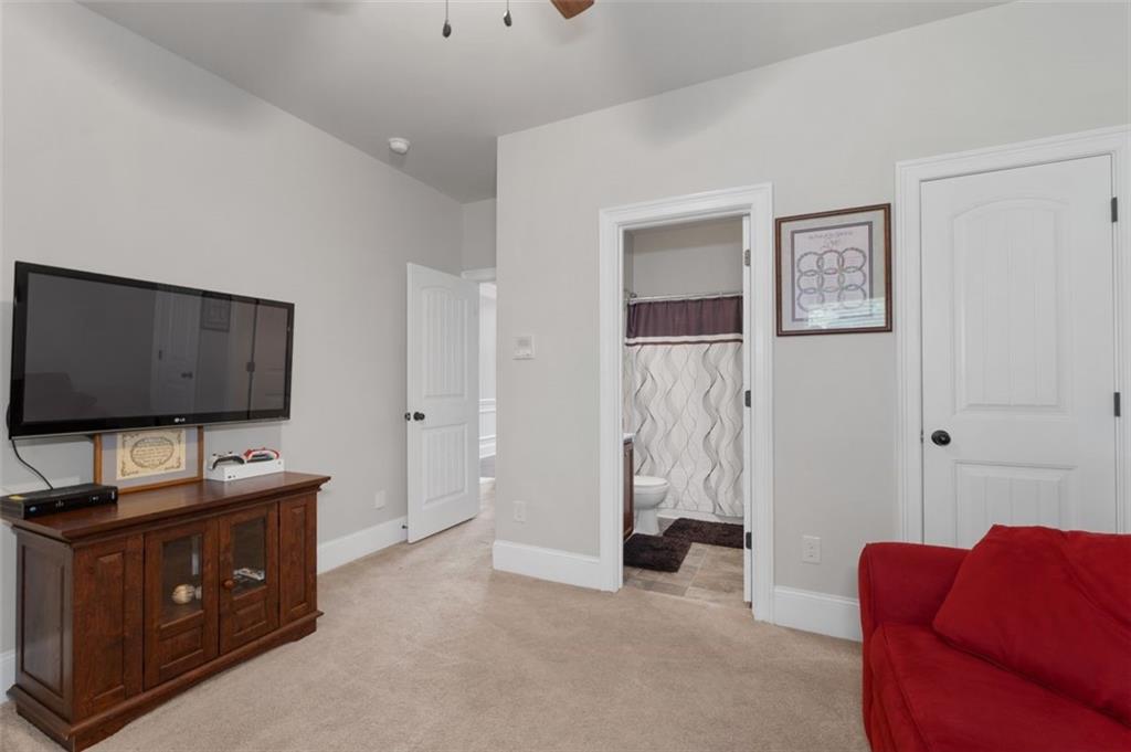 Loganville, Georgia, 30052, United States, 6 Bedrooms Bedrooms, ,5 BathroomsBathrooms,Residential,For Sale,1925493