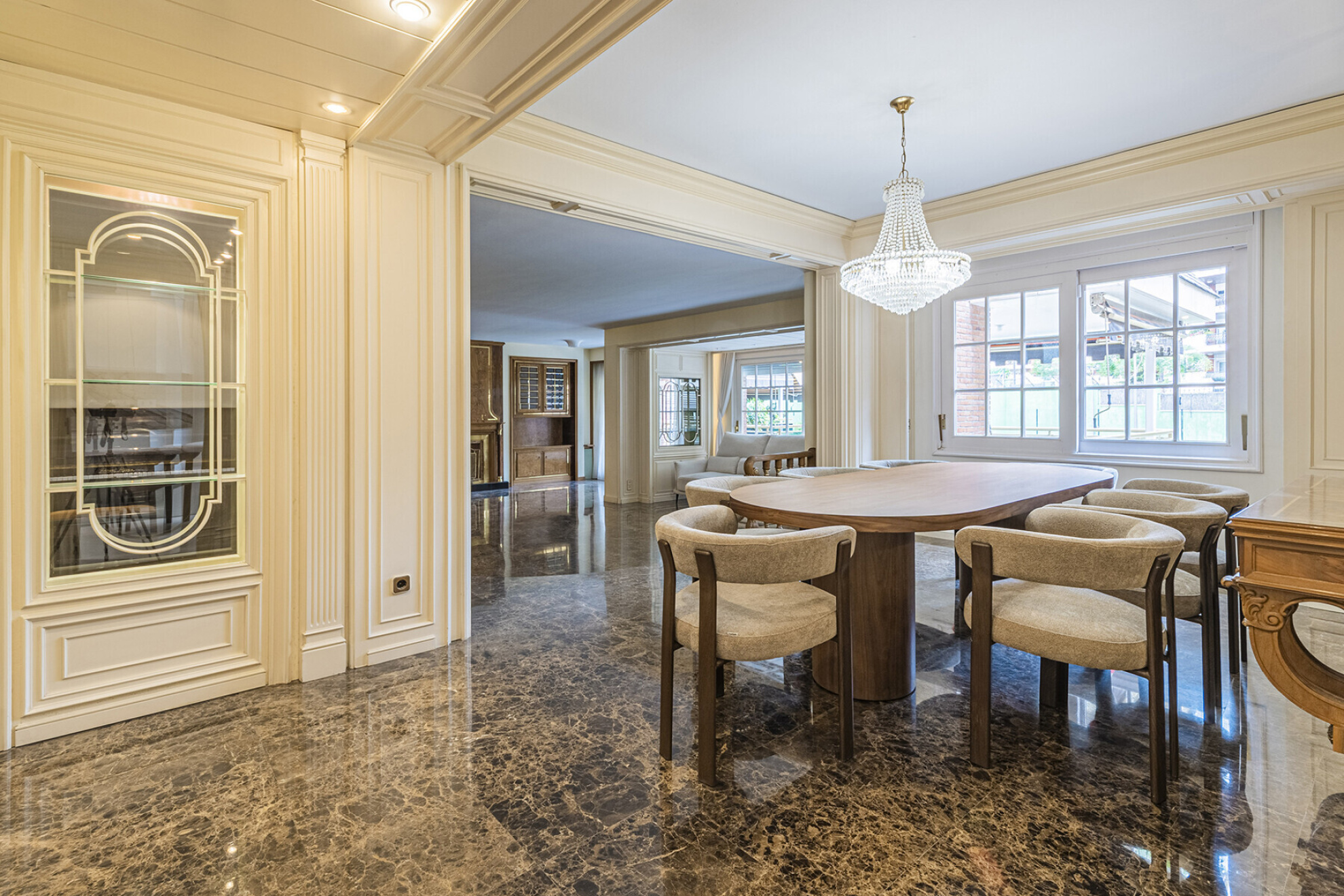  Exclusive apartment with a terrace in a prestigious gated community in Barcelona - 物件實景