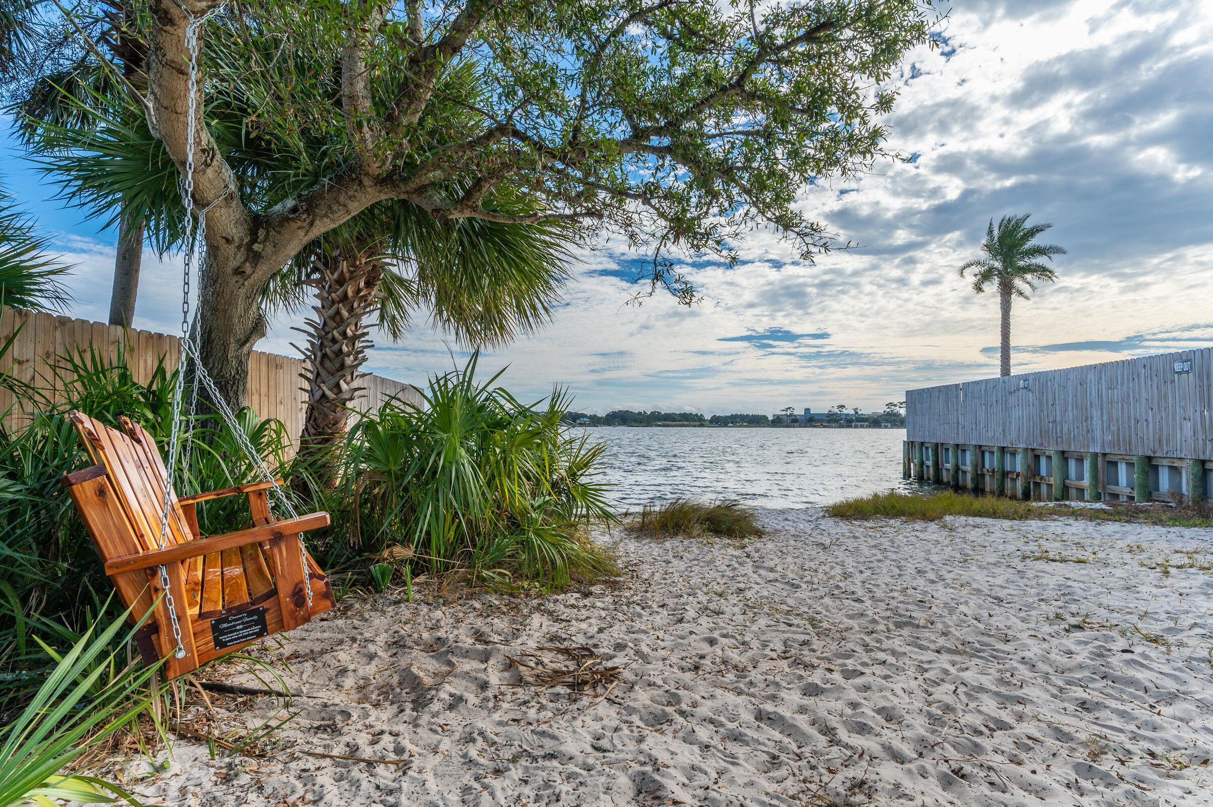 Fort Walton Beach, Florida, 32548, United States, 6 Bedrooms Bedrooms, ,3 BathroomsBathrooms,Residential,For Sale,1890001