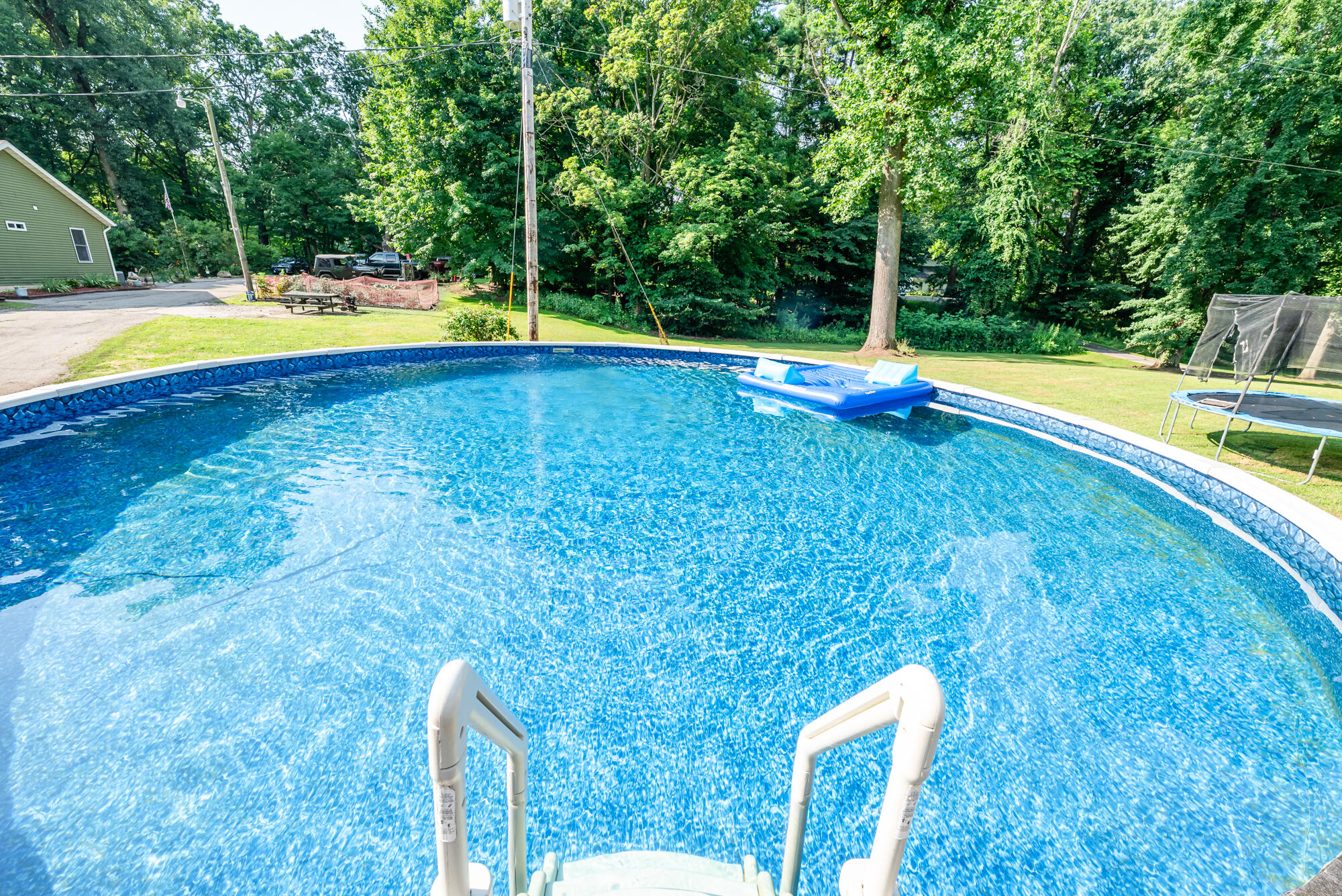 Buchanan, Michigan, 49107, United States, 5 Bedrooms Bedrooms, ,3 BathroomsBathrooms,Residential,For Sale,1974856