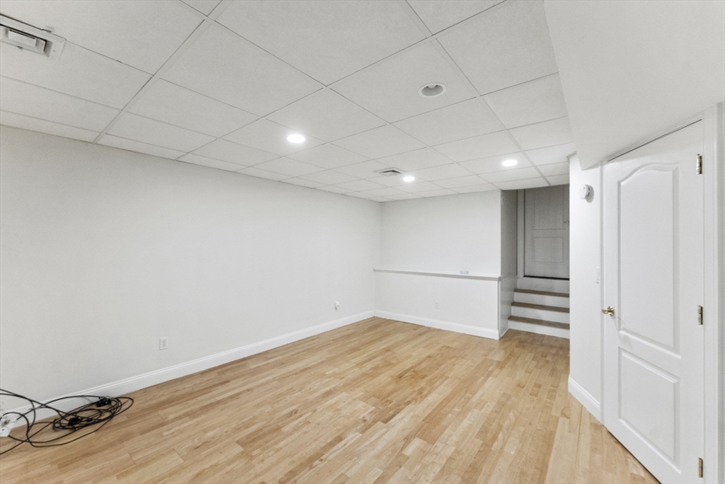 Plymouth, Massachusetts, 02360, United States, 4 Bedrooms Bedrooms, ,4 BathroomsBathrooms,Residential,For Sale,1903288