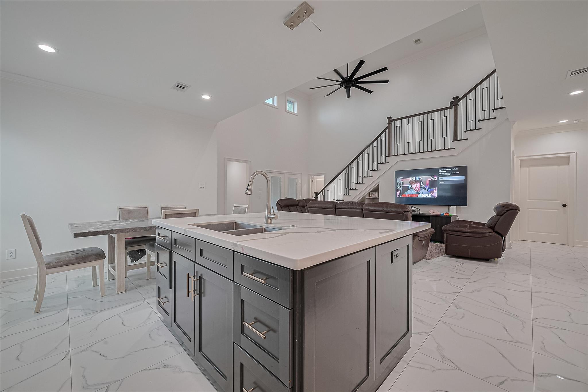 Houston, Texas, 77088, United States, 5 Bedrooms Bedrooms, ,5 BathroomsBathrooms,Residential,For Sale,1974998