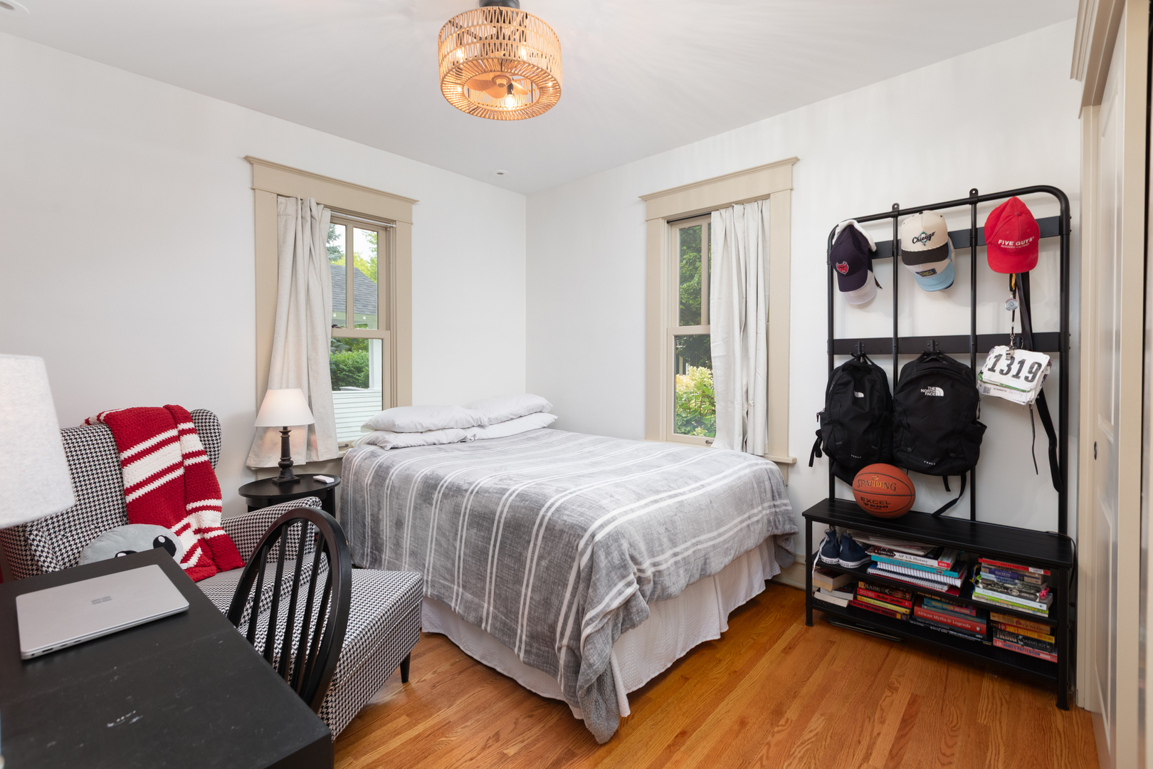 Naperville, Illinois, 60540, United States, 4 Bedrooms Bedrooms, ,4 BathroomsBathrooms,Residential,For Sale,1926208