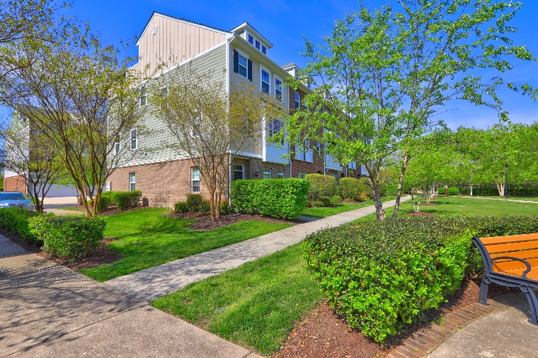 Williamsburg, Virginia, 23188, United States, 2 Bedrooms Bedrooms, ,4 BathroomsBathrooms,Residential,For Sale,1976349