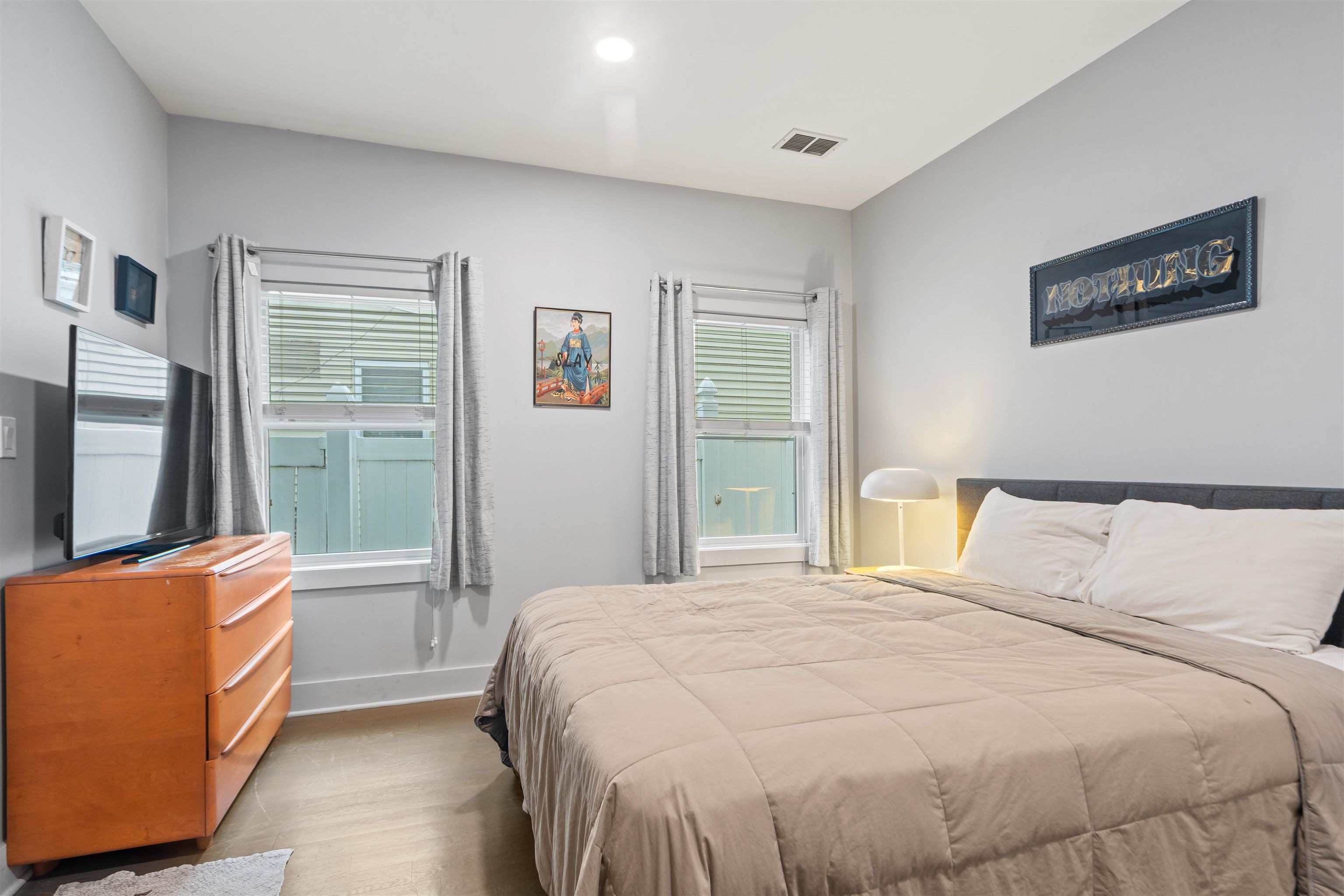 Jersey City, New Jersey, 07307, United States, 3 Bedrooms Bedrooms, ,2 BathroomsBathrooms,Residential,For Sale,1916782