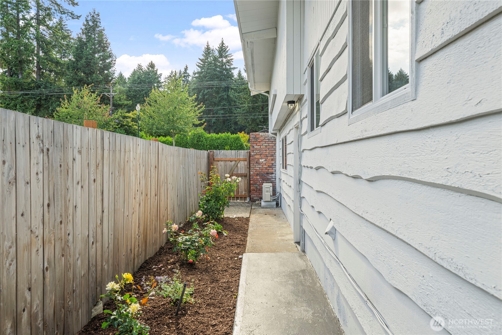 University Place, Washington, 98466, United States, 5 Bedrooms Bedrooms, ,3 BathroomsBathrooms,Residential,For Sale,1910787