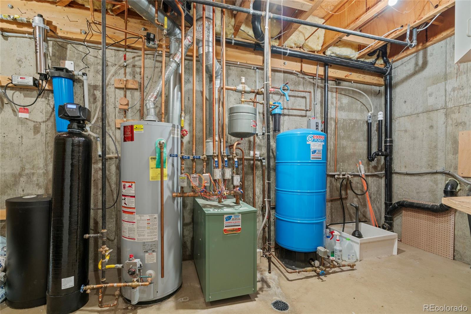 Evergreen, Colorado, 80439, United States, 3 Bedrooms Bedrooms, ,1 BathroomBathrooms,Residential,For Sale,1986477