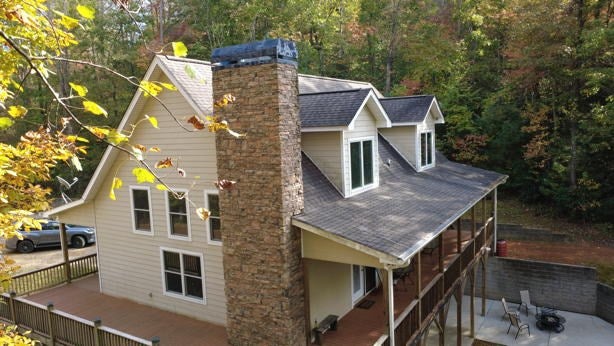 Murphy, North Carolina, 28906, United States, 4 Bedrooms Bedrooms, ,4 BathroomsBathrooms,Residential,For Sale,1989693