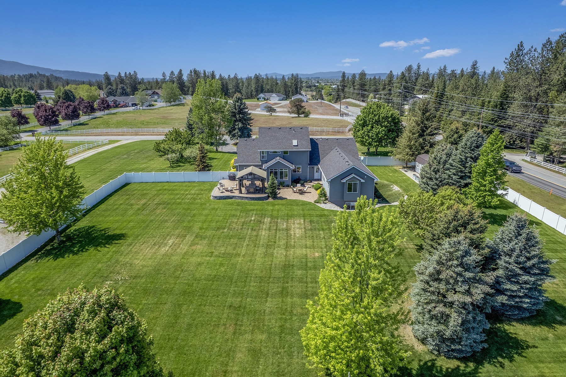  Gorgeous Acreage Estate - 物件實景