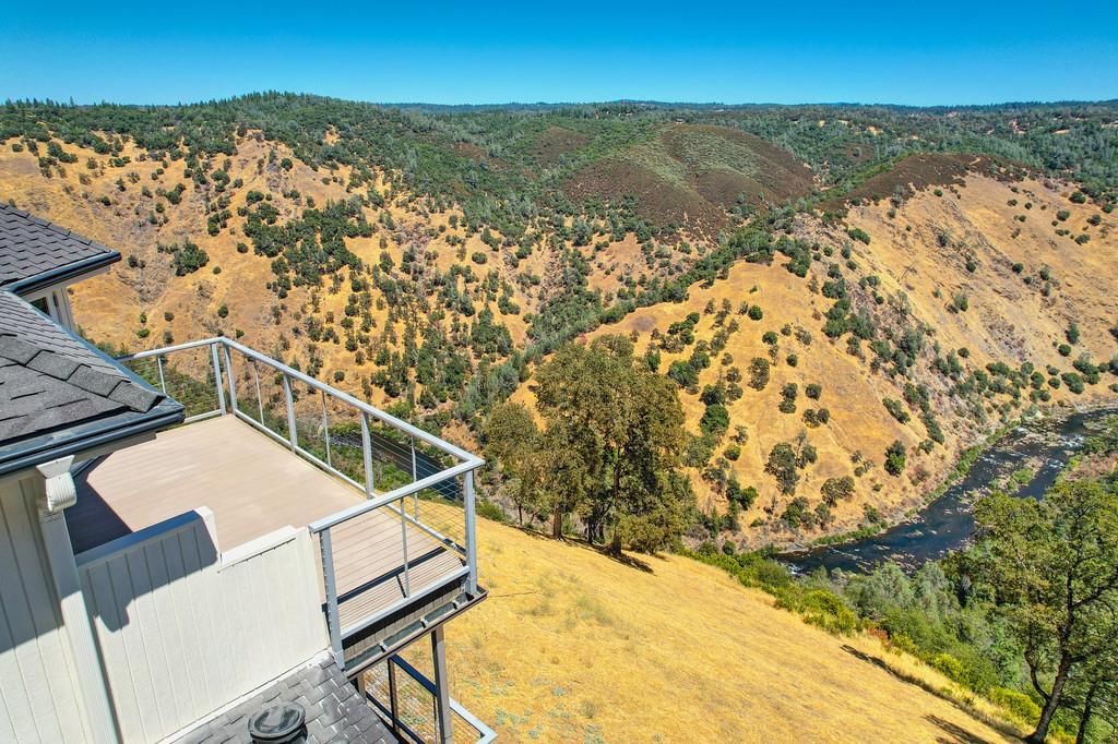 Placerville, California, 95667, United States, 4 Bedrooms Bedrooms, ,5 BathroomsBathrooms,Residential,For Sale,1982324