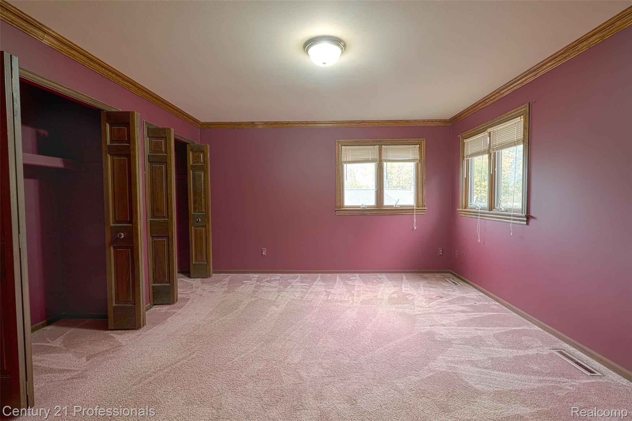 Rochester, Michigan, 48306, United States, 5 Bedrooms Bedrooms, ,6 BathroomsBathrooms,Residential,For Sale,1987117