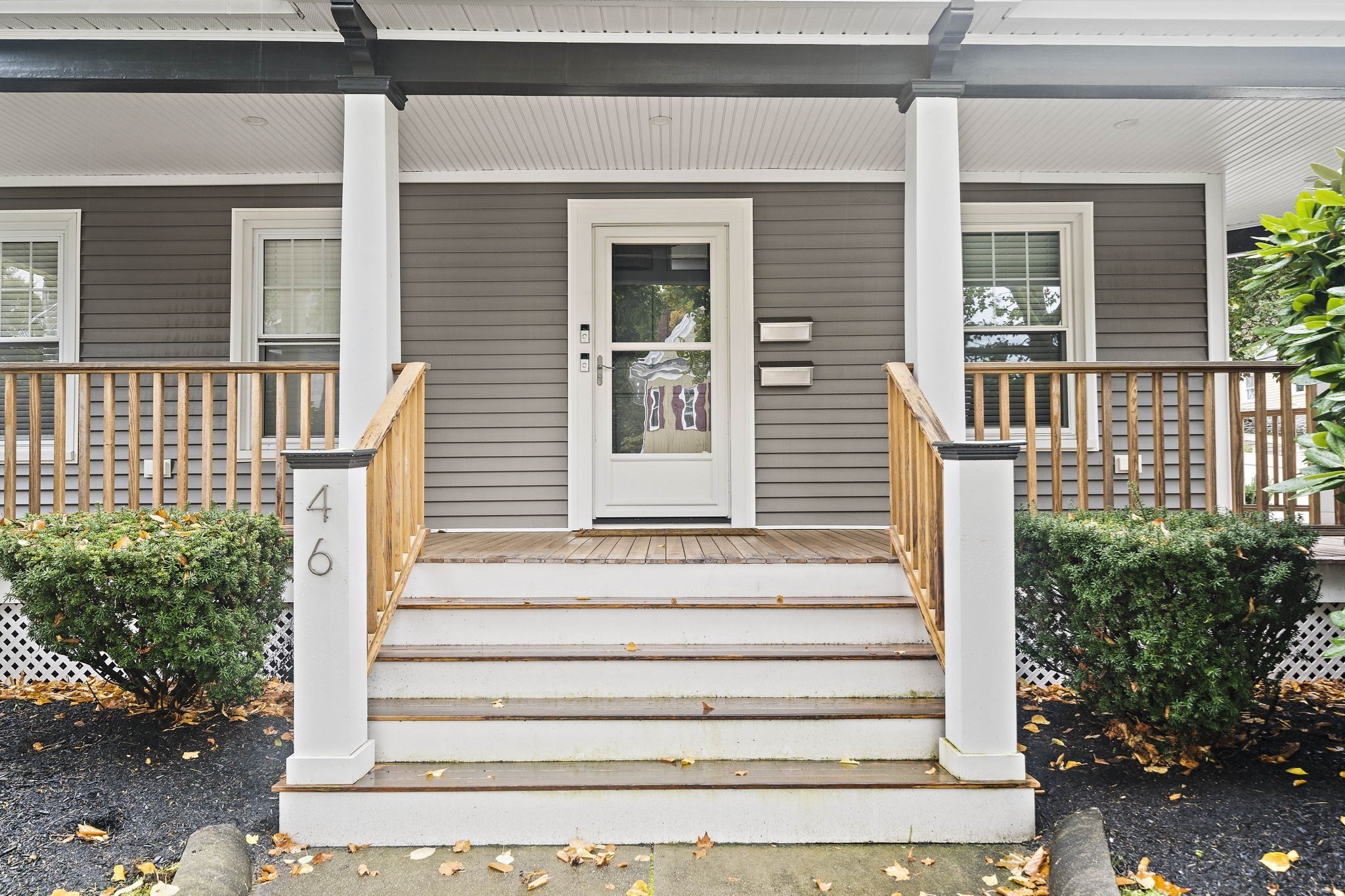 Wakefield, Massachusetts, 01880, United States, 3 Bedrooms Bedrooms, ,2 BathroomsBathrooms,Residential,For Sale,1982541