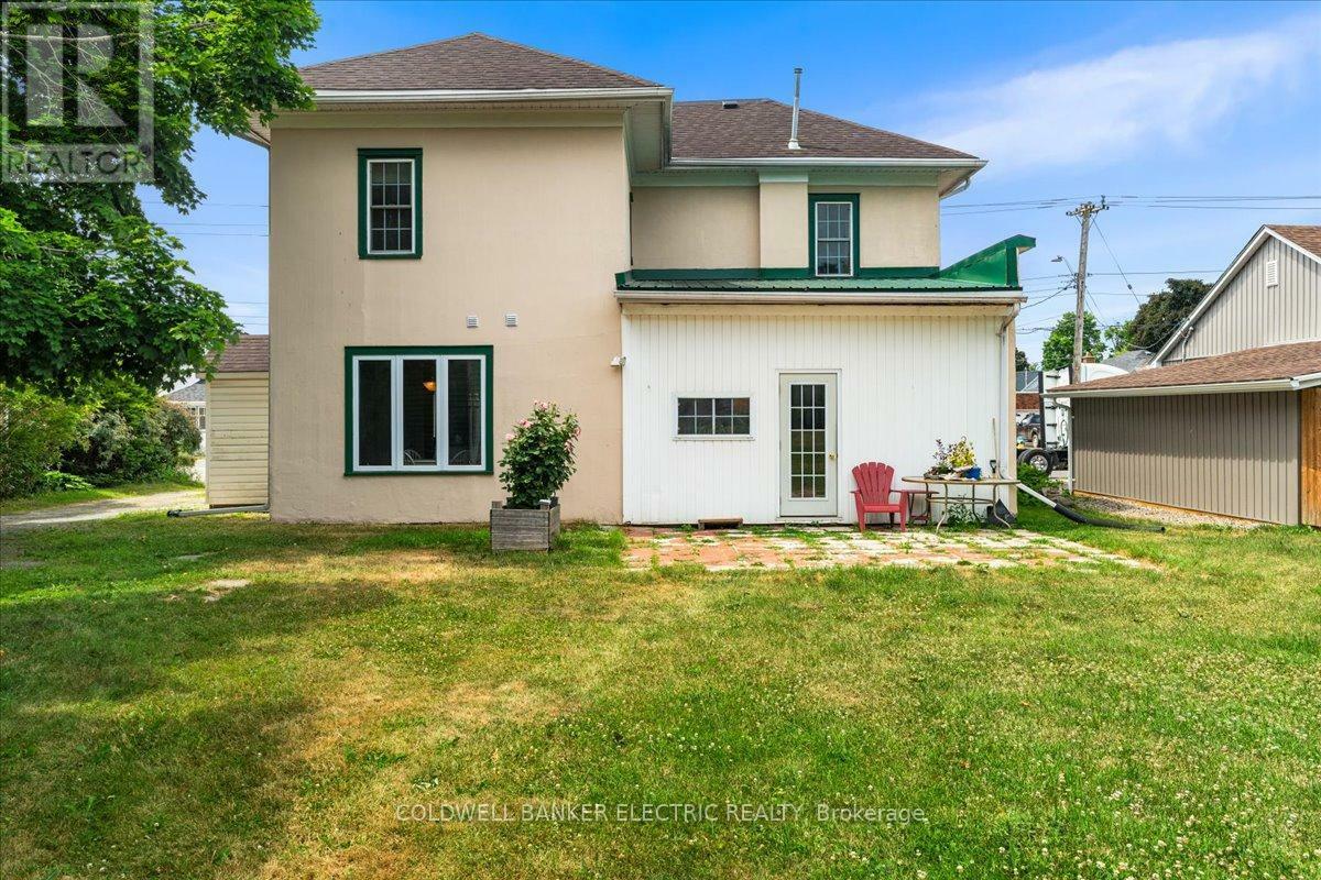 TRENT HILLS (CAMPBELLFORD), Ontario, K0L 1L0, CA, 3 Bedrooms Bedrooms, ,1 BathroomBathrooms,Residential,For Sale,1883318