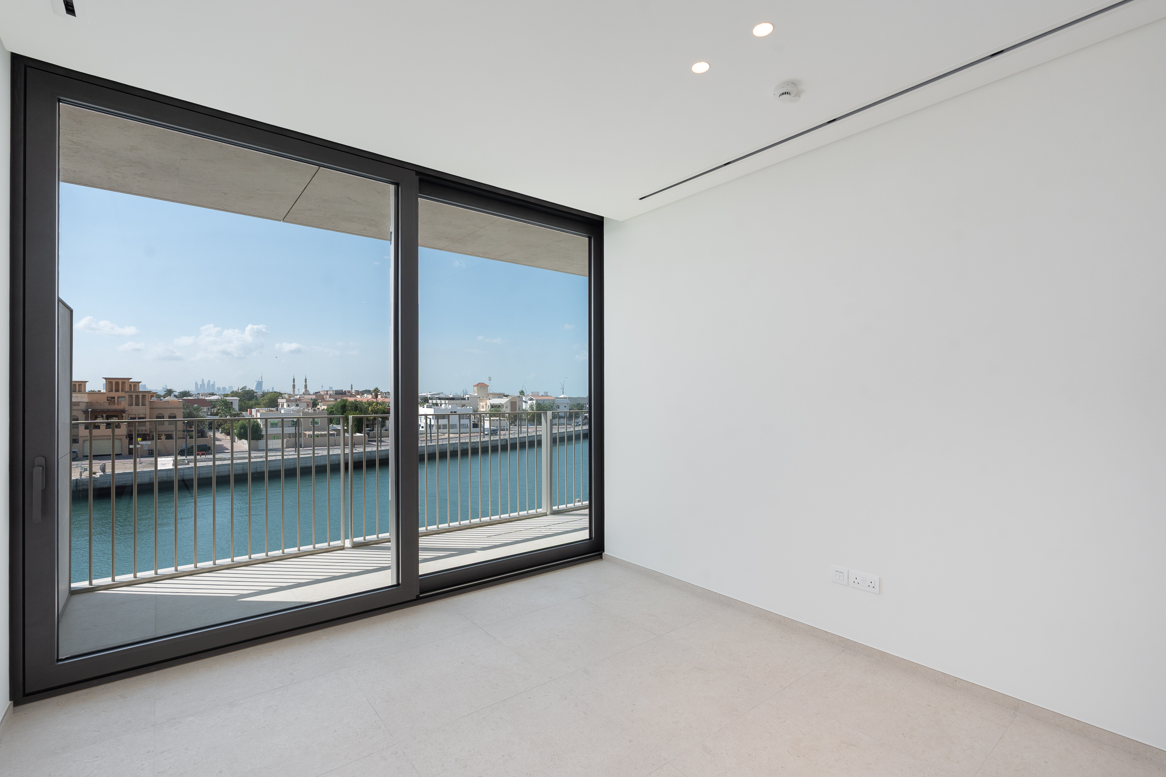 Exclusive Resale Apartment with Canal Views - 物件實景