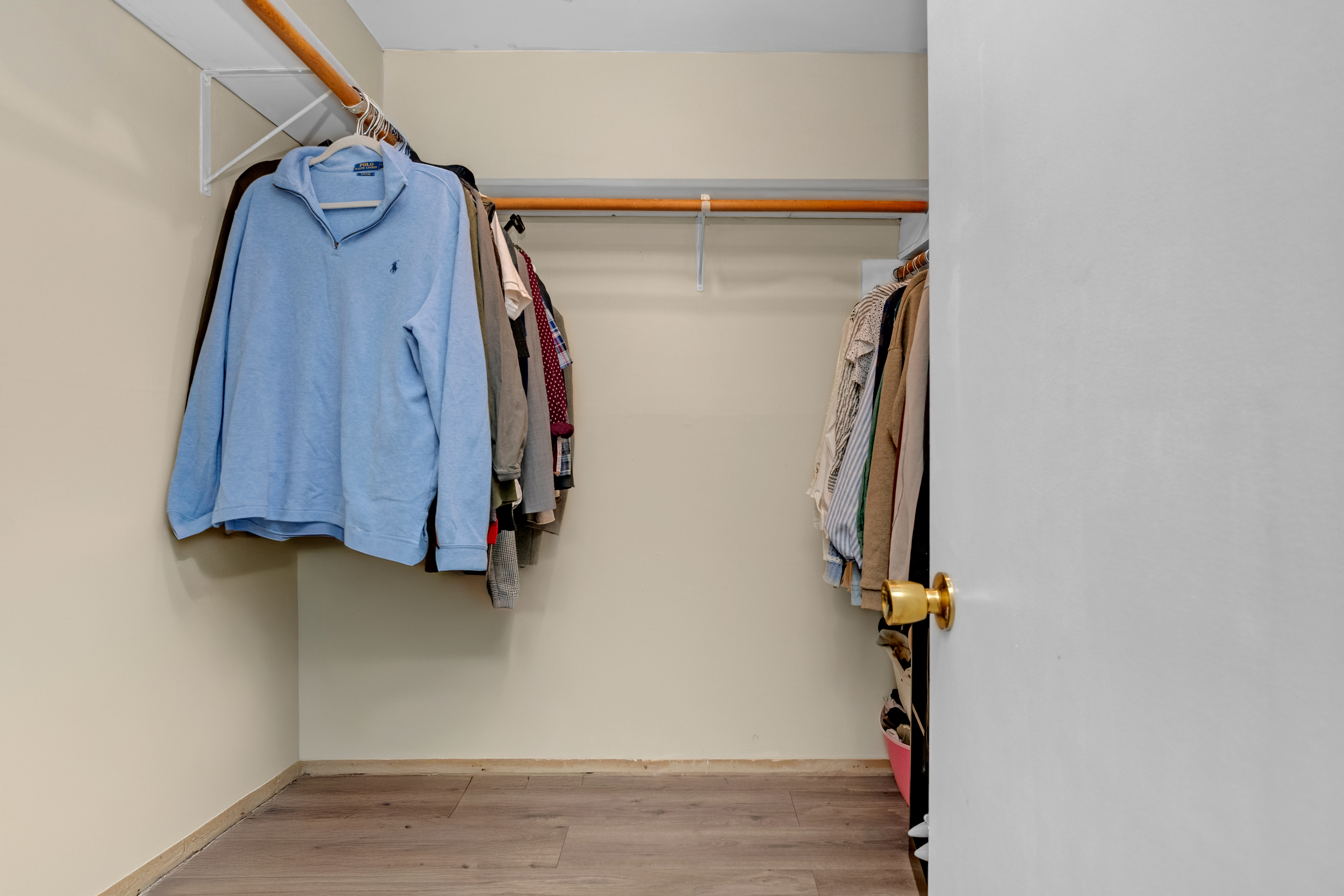  1219 Cromwell Hills Drive - 物件實景