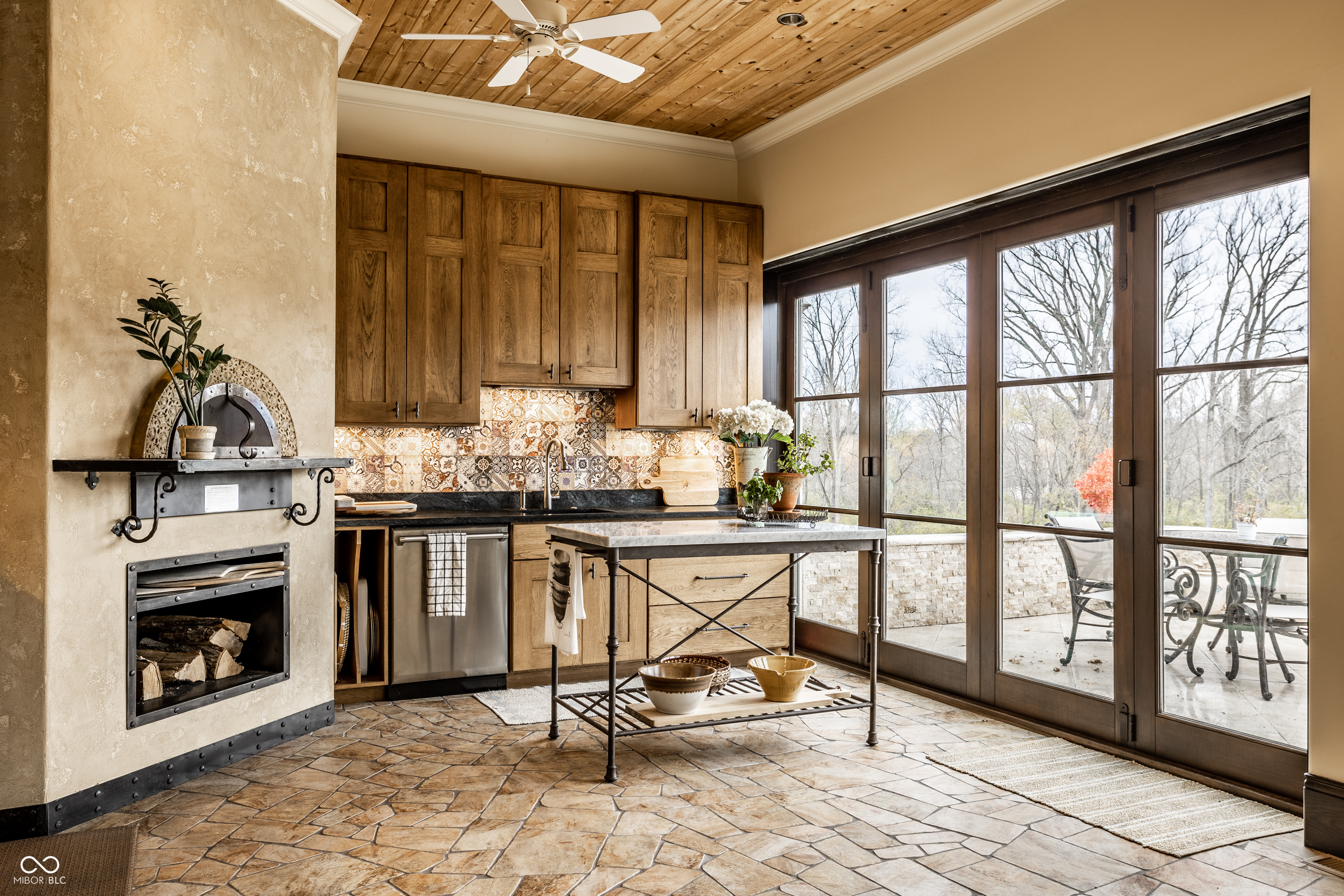 Zionsville, Indiana, 46077, United States, 5 Bedrooms Bedrooms, ,9 BathroomsBathrooms,Residential,For Sale,2012395