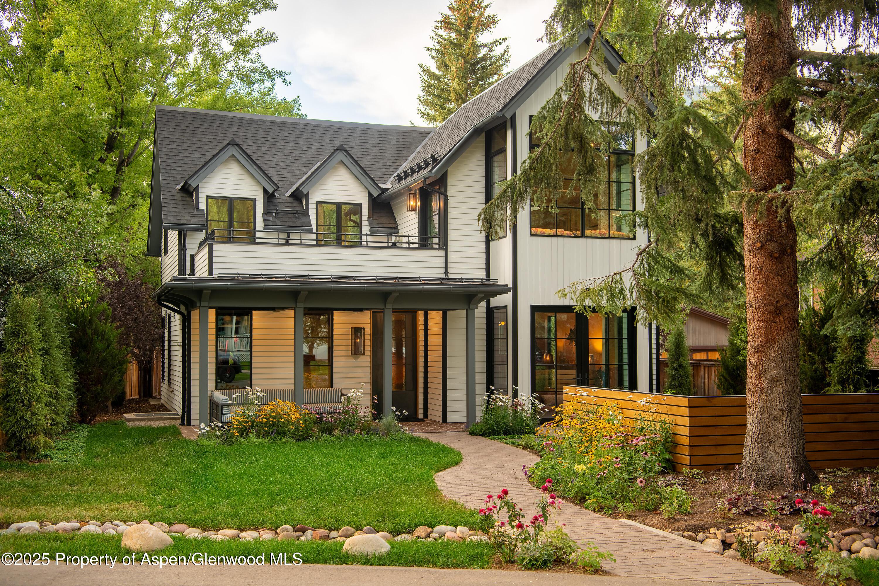 Aspen, Colorado, 81611, United States, 7 Bedrooms Bedrooms, ,7 BathroomsBathrooms,Residential,For Sale,1849969
