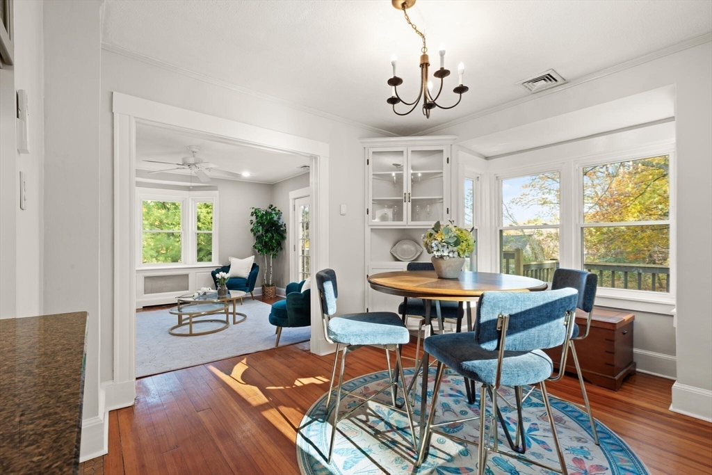 Melrose, Massachusetts, 02176, United States, 3 Bedrooms Bedrooms, ,2 BathroomsBathrooms,Residential,For Sale,1988170