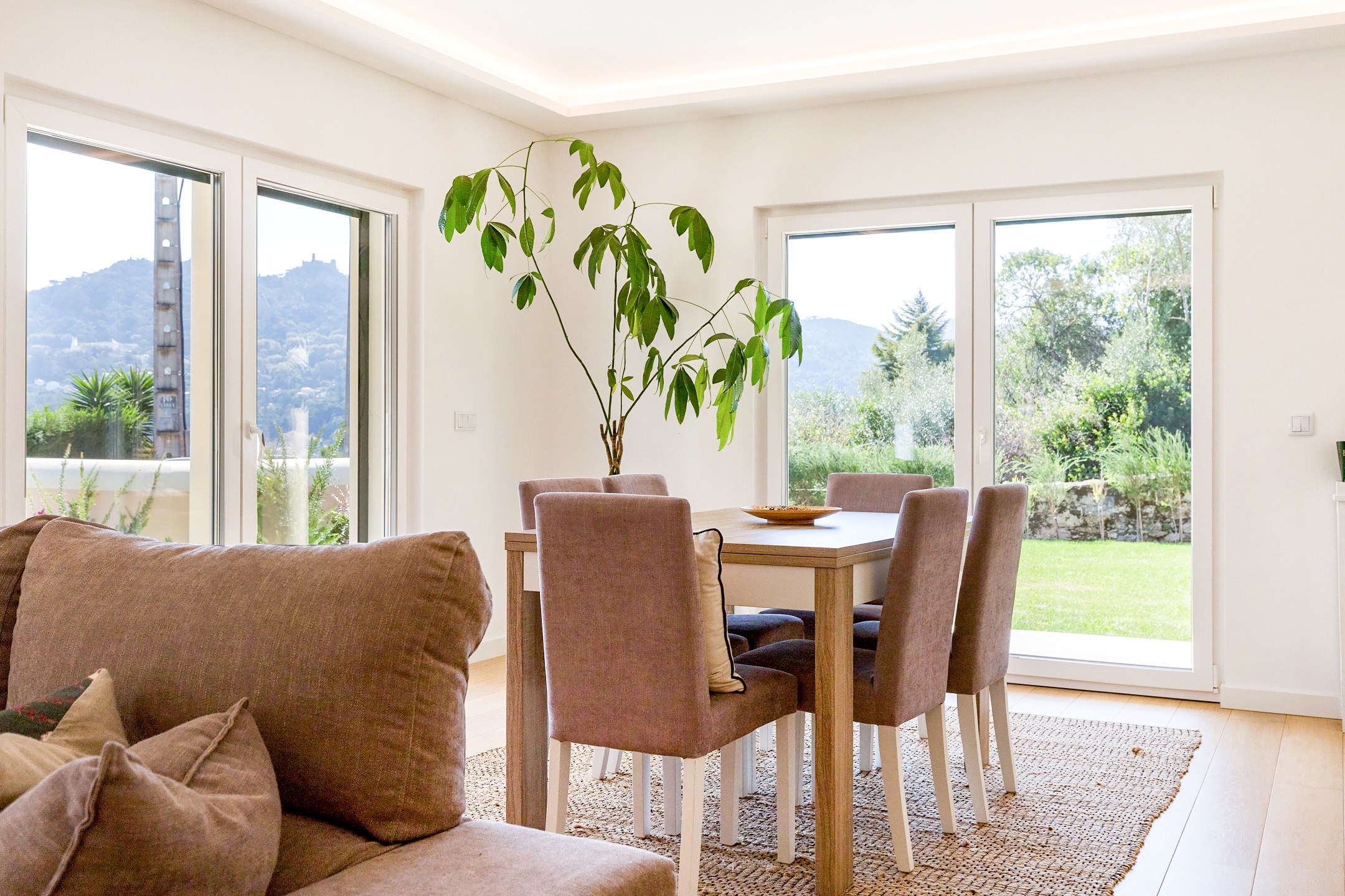 Sintra, Lisbon, 2710-655, PT, 4 Bedrooms Bedrooms, ,3 BathroomsBathrooms,Residential,For Sale,1991918