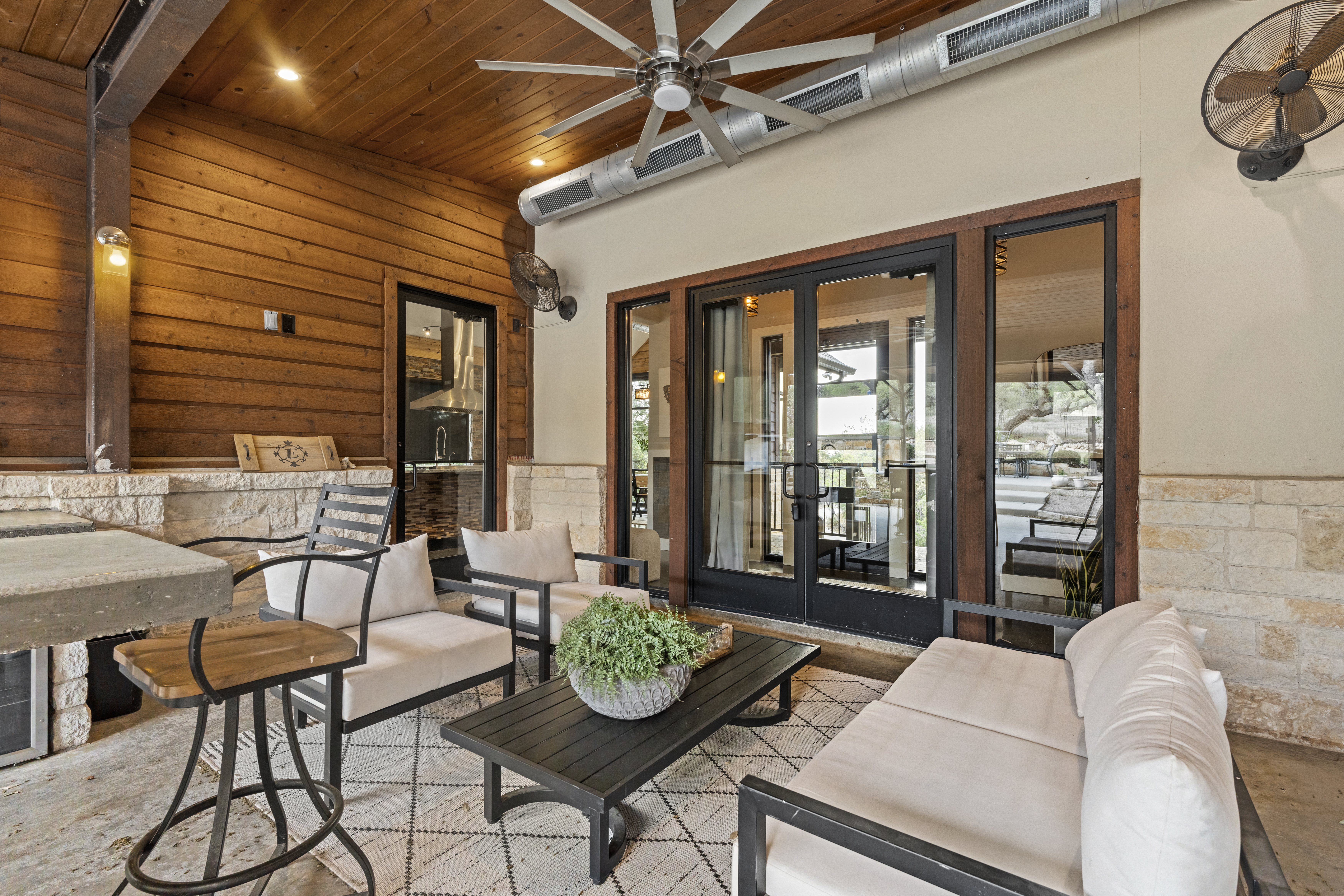  Spring Branch Luxury on 2.3 Acres - 物件實景