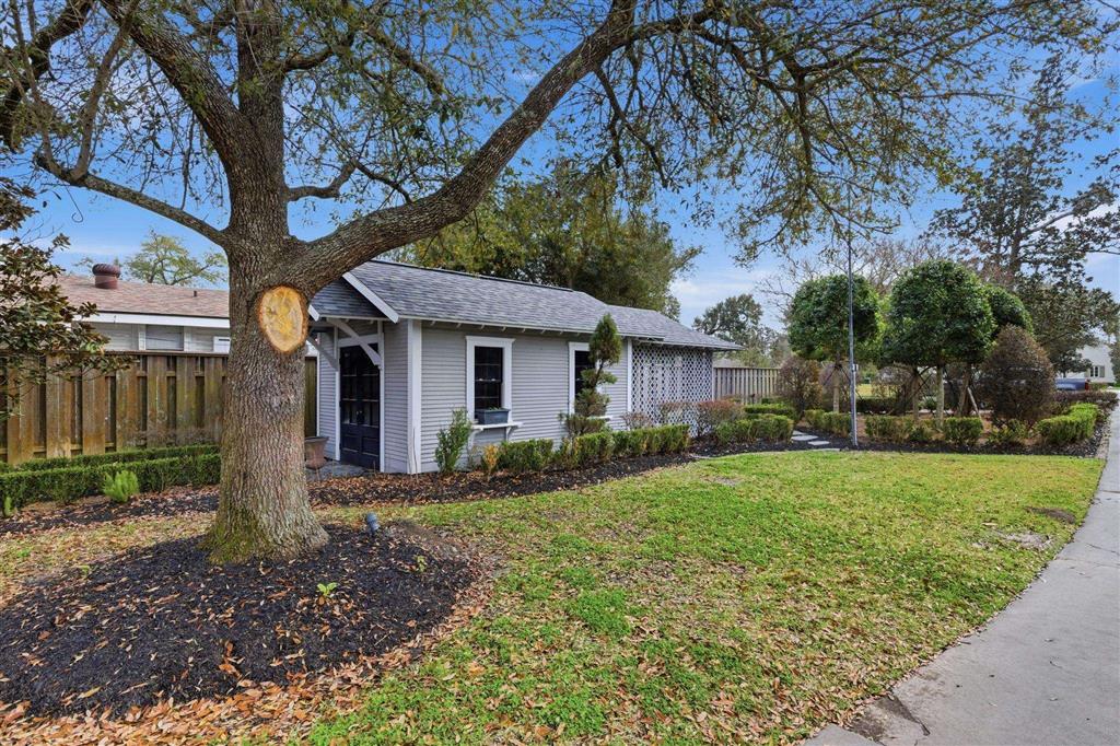 Lake Charles, Louisiana, 70605, United States, 4 Bedrooms Bedrooms, ,4 BathroomsBathrooms,Residential,For Sale,2033093