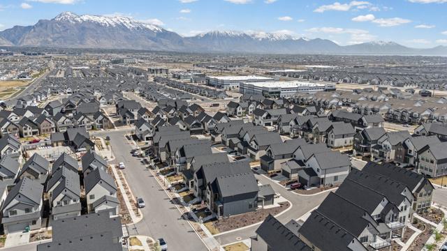 Lehi, Utah, 84048, United States, 3 Bedrooms Bedrooms, ,3 BathroomsBathrooms,Residential,For Sale,2031078