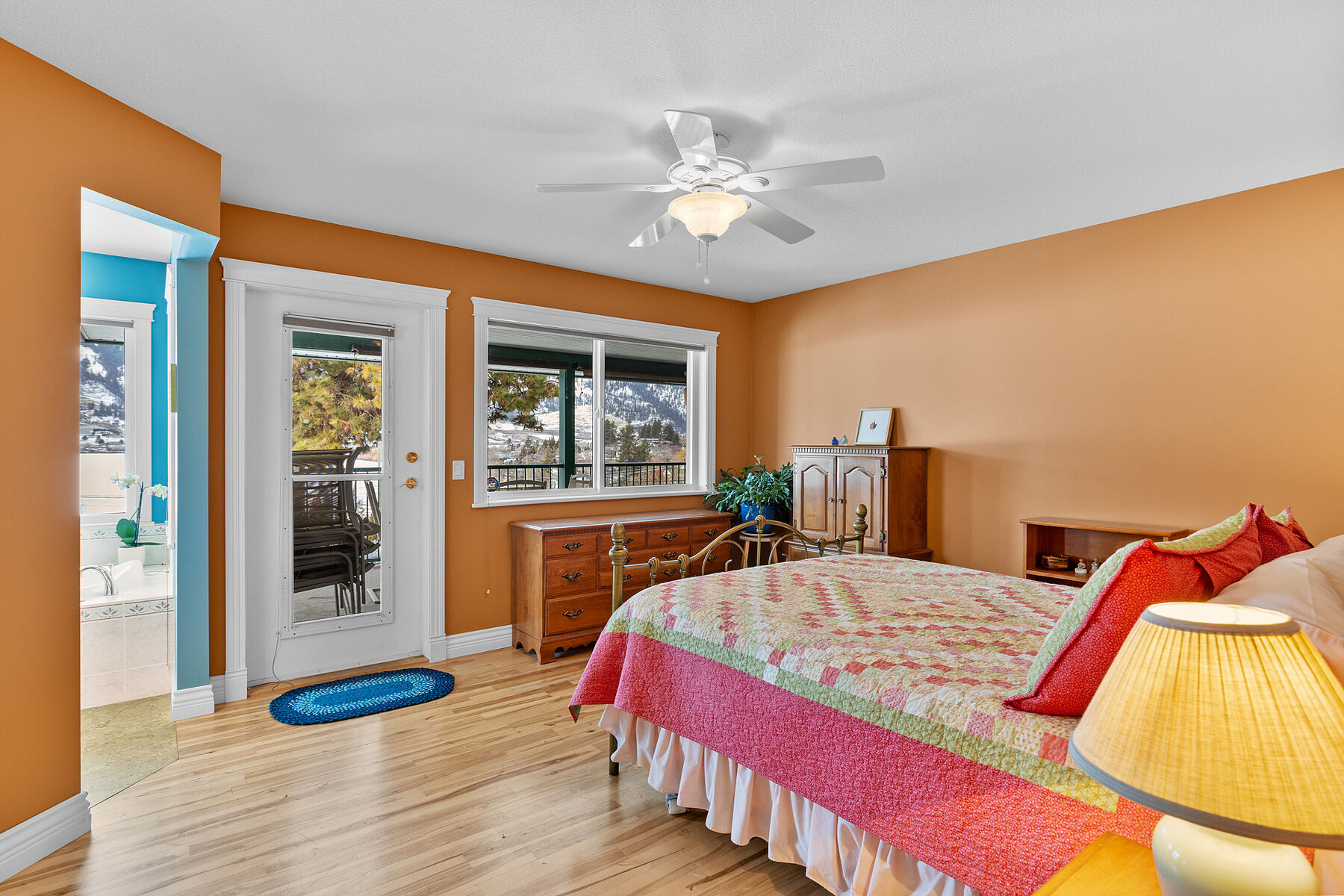  Charming Lakeview Rancher - 物件實景