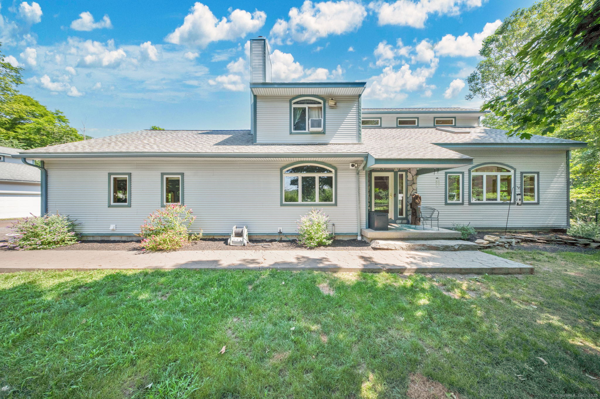 Marlborough, Connecticut, 06447, United States, 4 Bedrooms Bedrooms, ,4 BathroomsBathrooms,Residential,For Sale,1907701