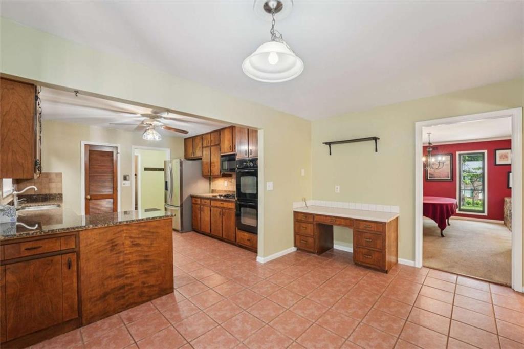 Marietta, Georgia, 30068, United States, 4 Bedrooms Bedrooms, ,3 BathroomsBathrooms,Residential,For Sale,1977177