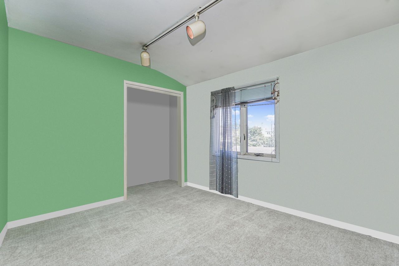 Staten Island, New York, 10314, United States, 4 Bedrooms Bedrooms, ,2 BathroomsBathrooms,Residential,For Sale,1895185