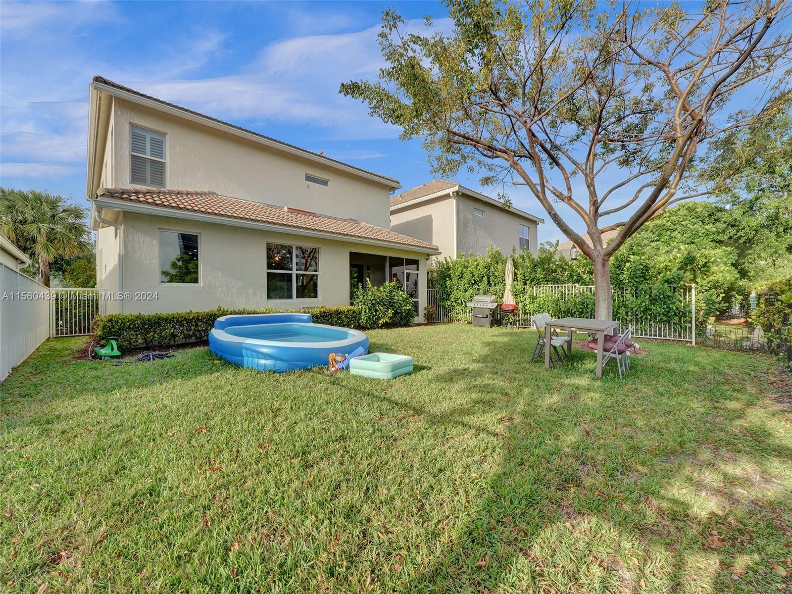 4334 Large Leaf Ln, Hollywood, Florida, 33021, United States, 6 Bedrooms Bedrooms, ,4 BathroomsBathrooms,Residential,For Sale,4334 Large Leaf Ln,1500872